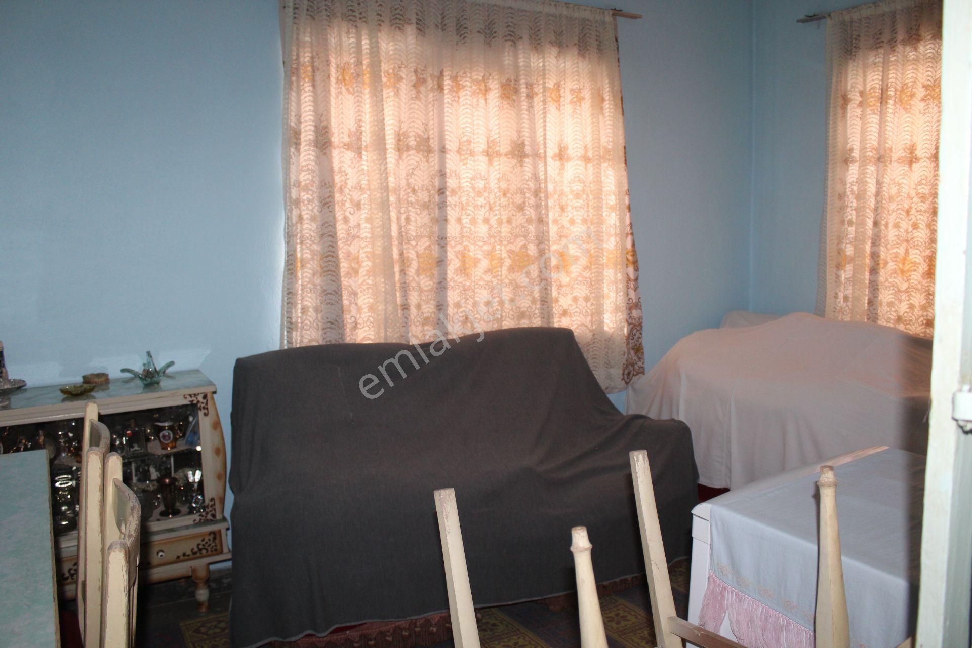 Premar Ayvada'dan Ayvalık Merkez'de 2 Katlı Avlulu 2+1 Taş Rum Evi - Görsel 19