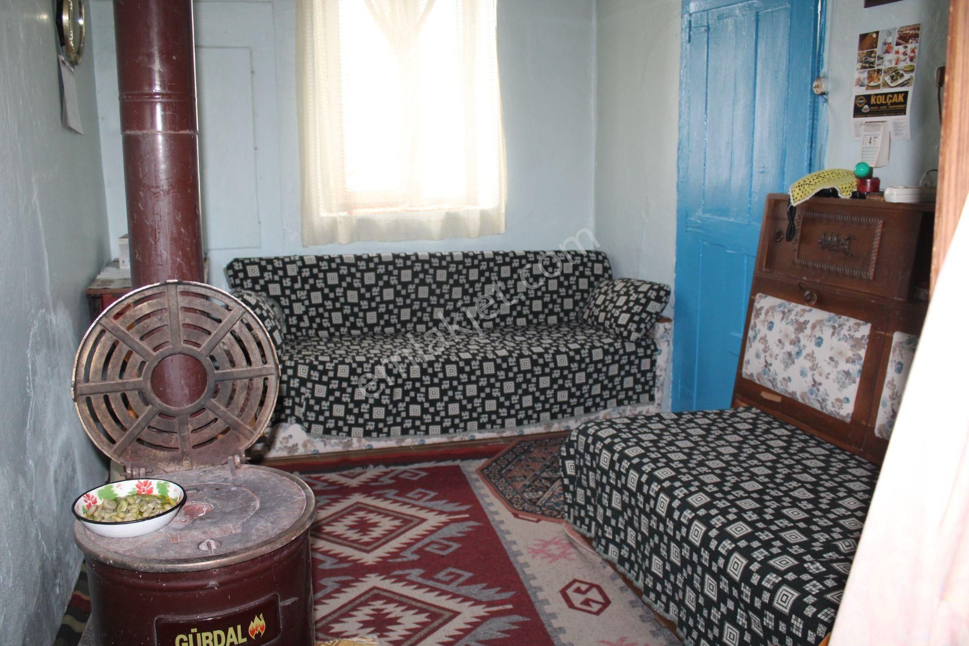 Premar Ayvada'dan Ayvalık Merkez'de 2 Katlı Avlulu 2+1 Taş Rum Evi - Görsel 10