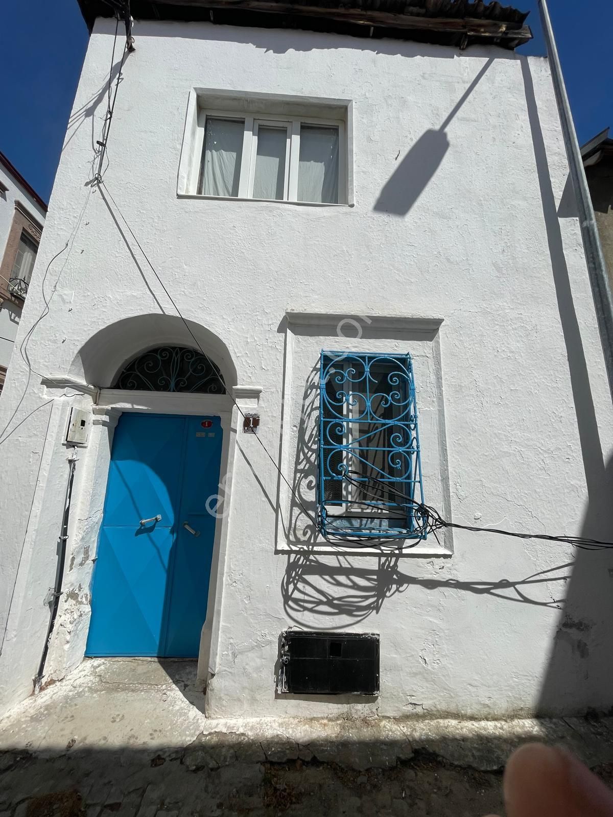 Premar Ayvada'dan Ayvalık Merkez'de 2 Katlı Avlulu 2+1 Taş Rum Evi - Görsel 4