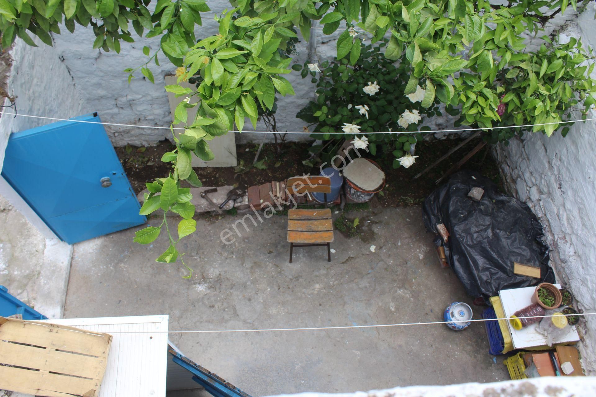 Premar Ayvada'dan Ayvalık Merkez'de 2 Katlı Avlulu 2+1 Taş Rum Evi - Görsel 27