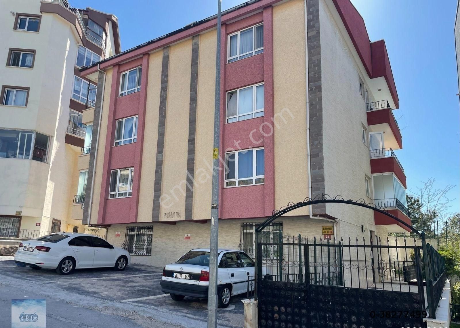 3+1 Katta Tek Daire (32m2 Salon) - ( 1.oda 25 M2-) (2.oda 21m2) (3. Oda 14m2) Dört Cepheli