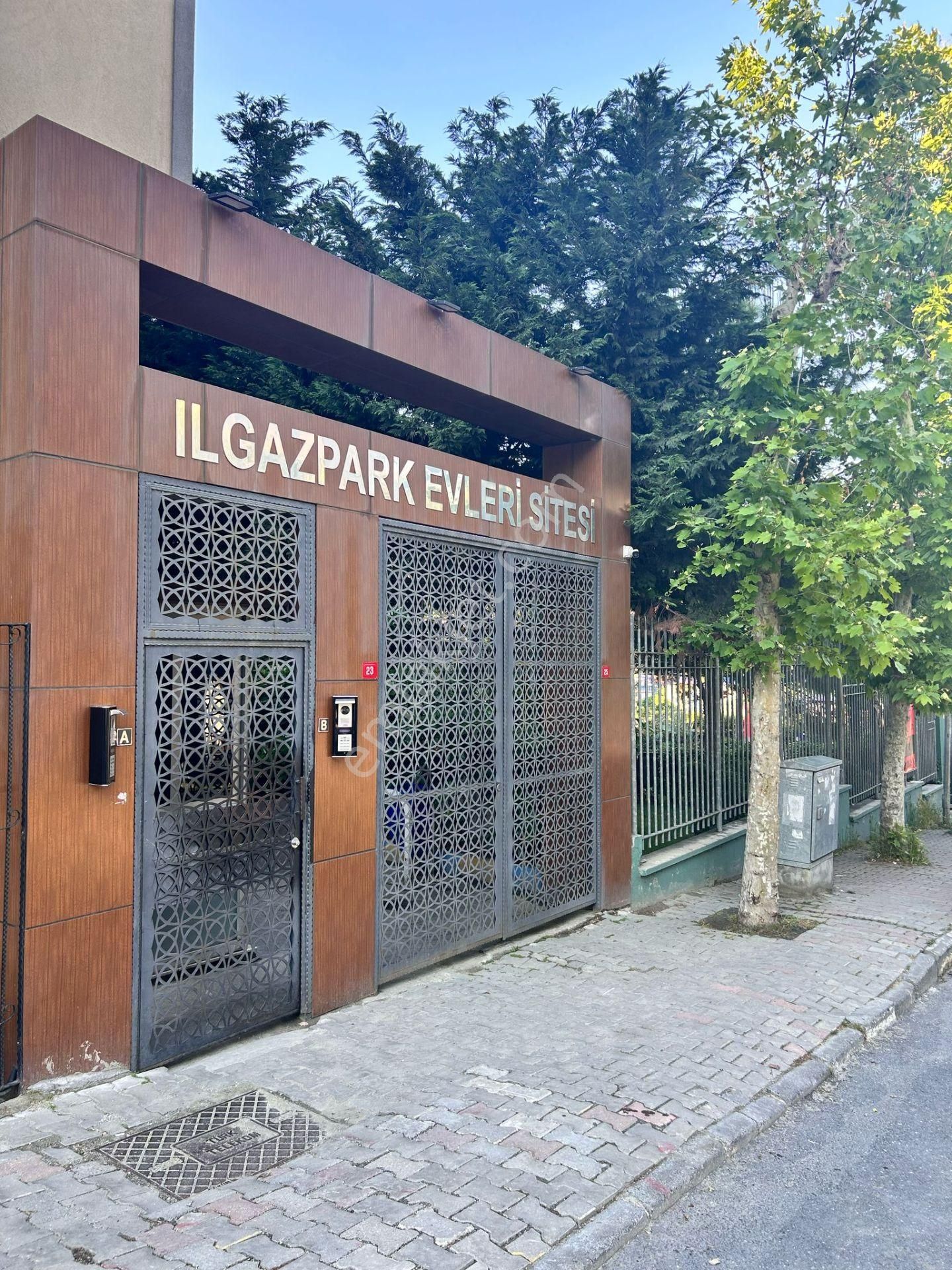 Torunlar Emlaktan Ilgazpark Evlerinde Sitede Kiralık 2+1 Boş 1.kat Daire D.gazlı