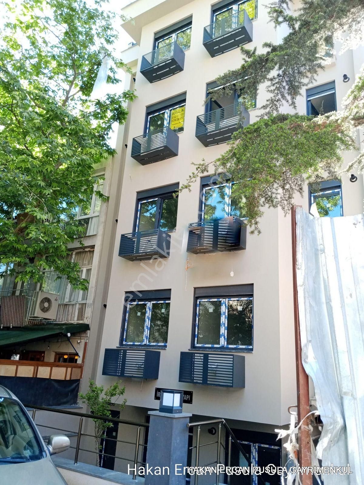 Kadıköy Moda'da Yeni Biten Projede Açık Mutfaklı Ara Kat 1+1, 37 M2 Net Kiralık Daire