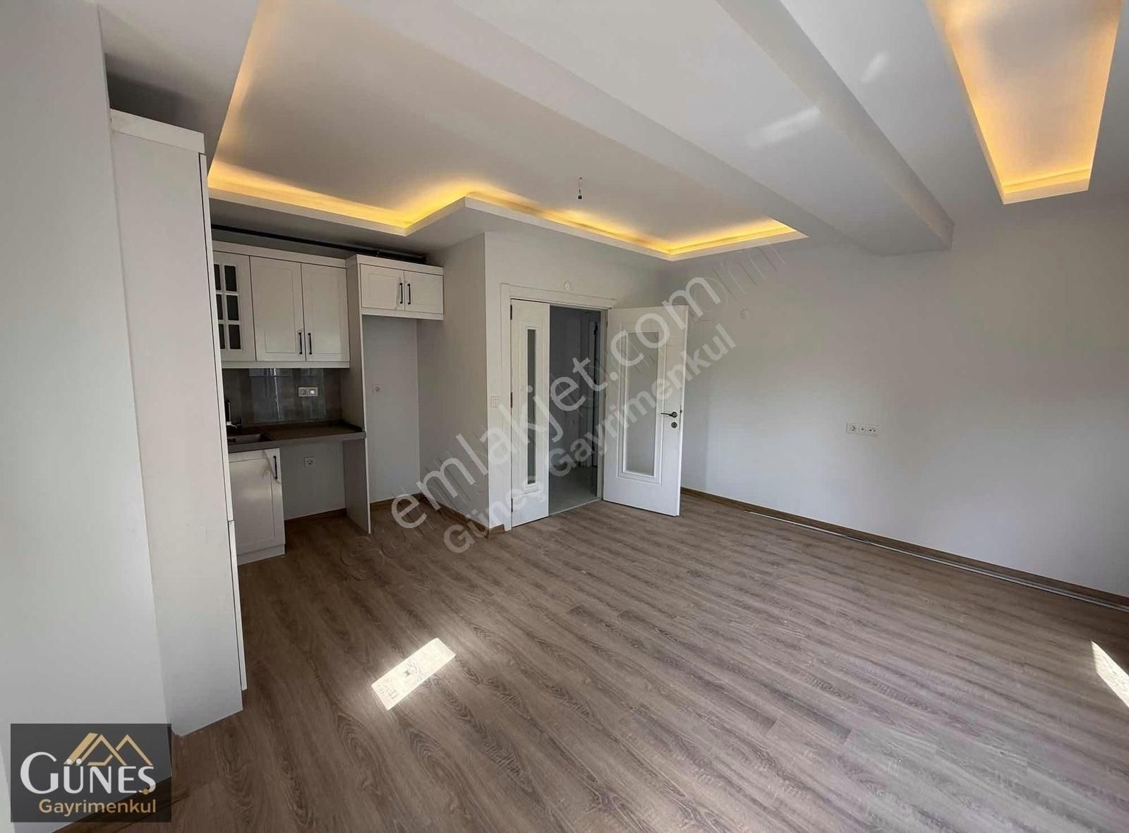 Güneş Emlaktan 2+1 85m2 D.gazlı Arakat Asansör Balkon Sıfır Lüks