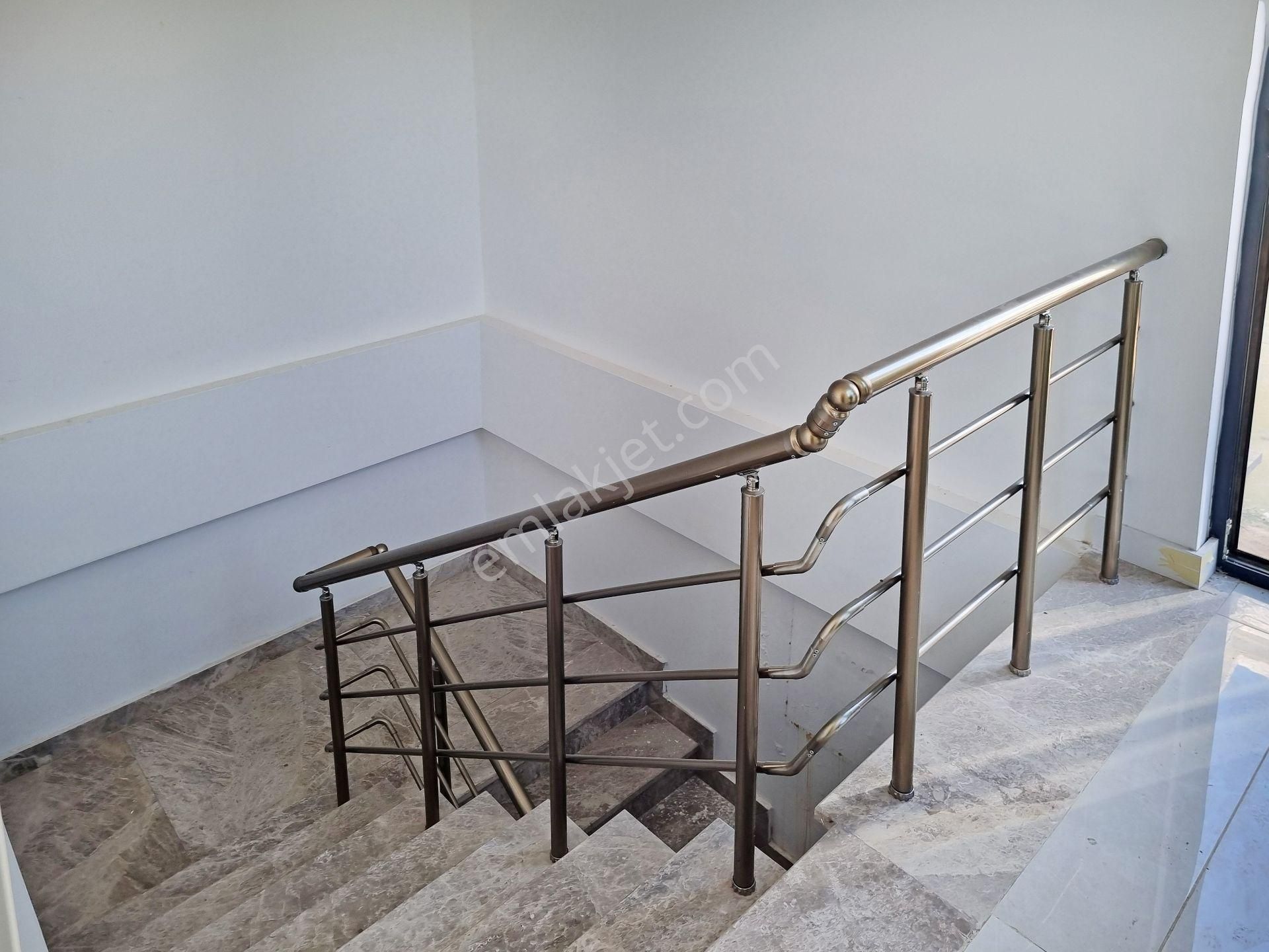 Gökhan Üçgün'den Château D'or Sitesi'nde Sıradışı 1024 M² Konak - Görsel 27