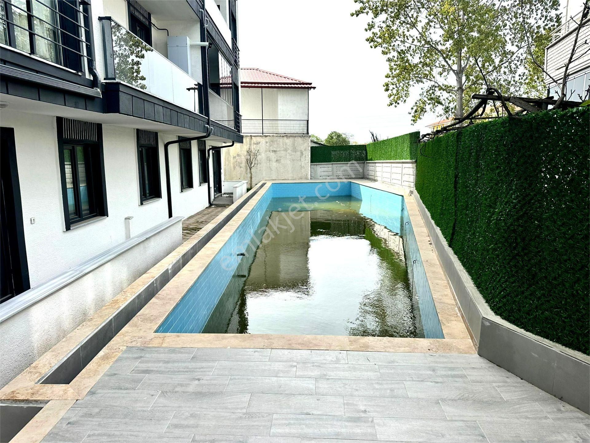 🏖️ Havuzlu Site, Modern Yaşam! 2+1 Daire İdeal Fiyatla 🔑🌴