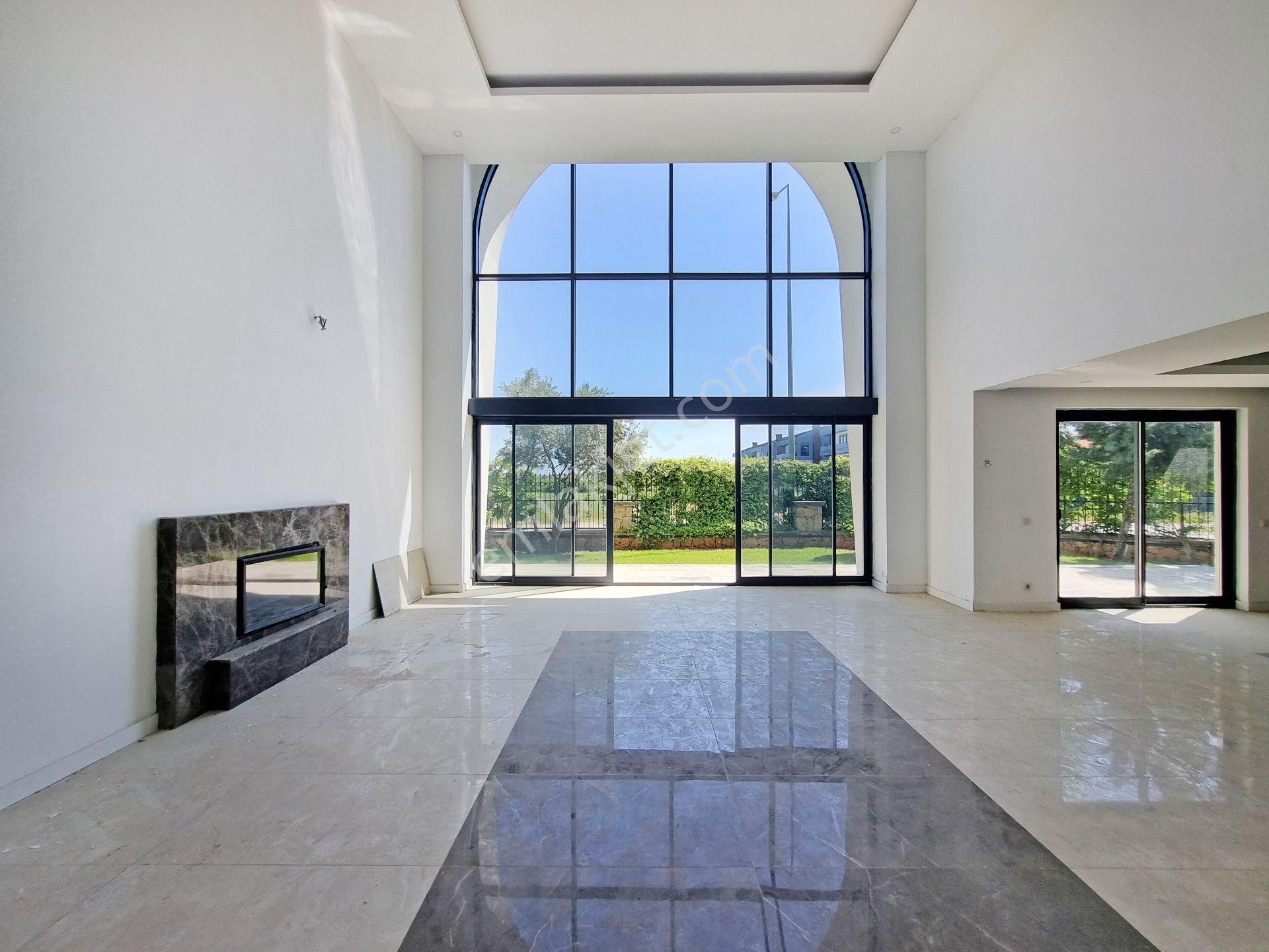 Gökhan Üçgün - Château D'or Sitesi'nde Eşsiz Tam Müstakil Villa - Görsel 4