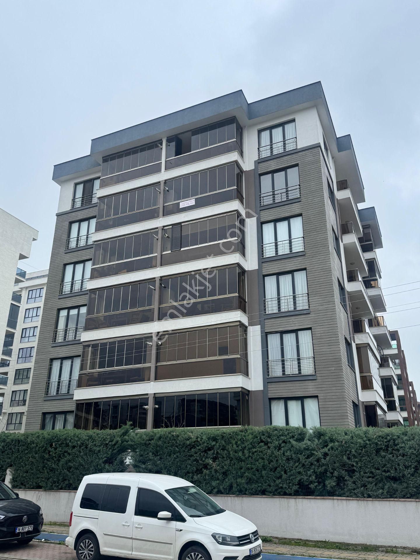 Balat'ta 3+1 Çift Cephe Manzaralı Daire