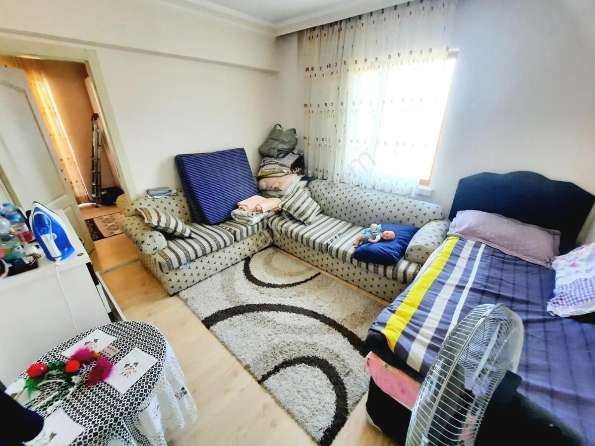 Sincan Ertuğrulgazi Mah 3+1 Full Yapılı Ara Katta Bağımsız Daire