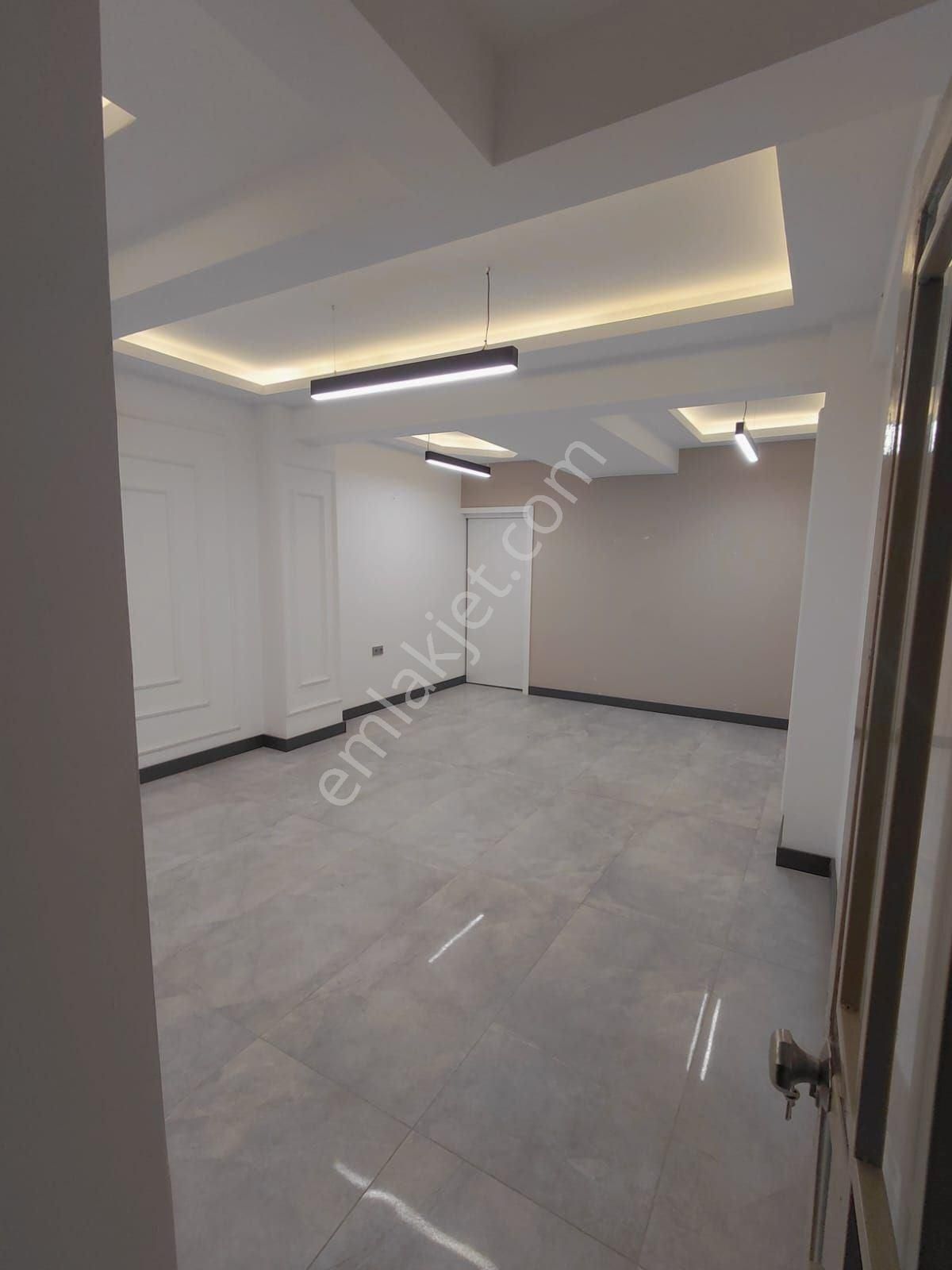 Isparta Merkez Yayla Mahallesinde Kiralık Ofis