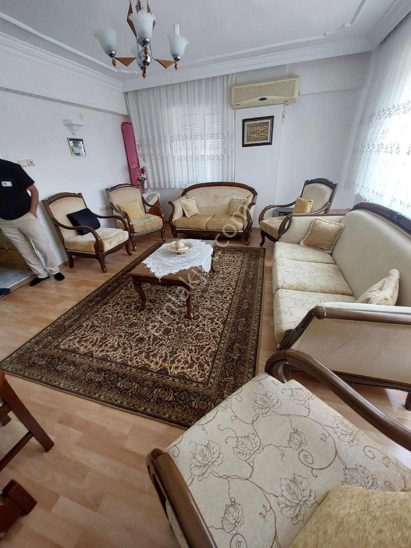 Zafer Mahallesinde 3+1 Doğalgazlı Daire