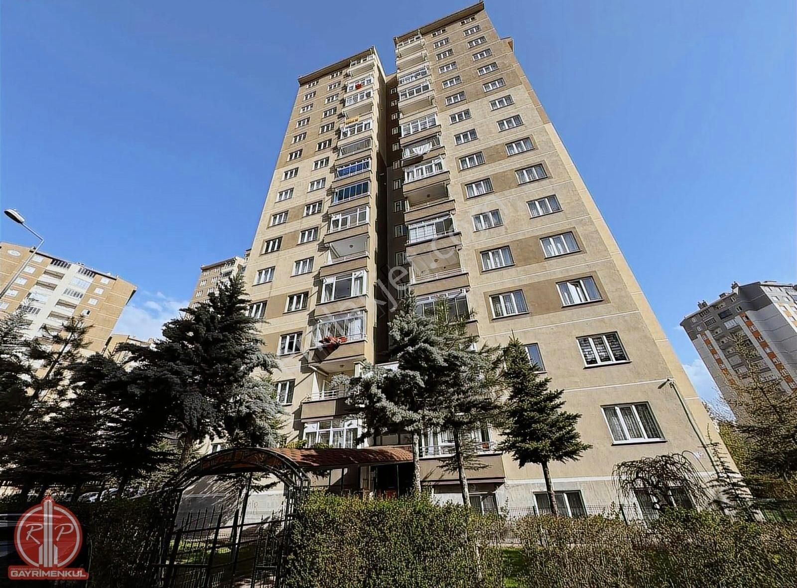 İldem C 3+1 165m2 Avm Dibinde Süper Konumlu Satılık Daire