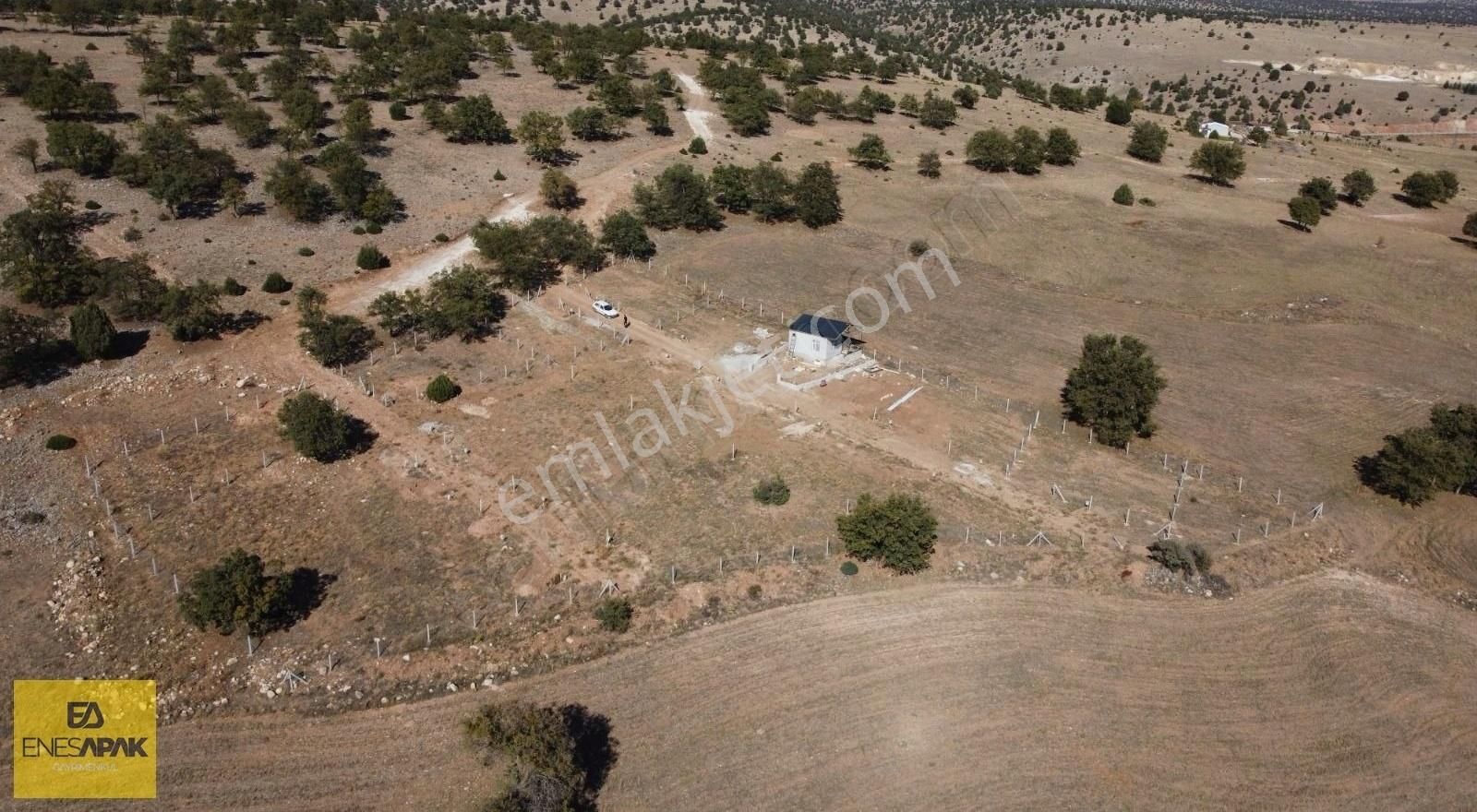 Meram Erenkaya'da 317 M² İntikal Tapulu Elektrikli Sulu Bahçe