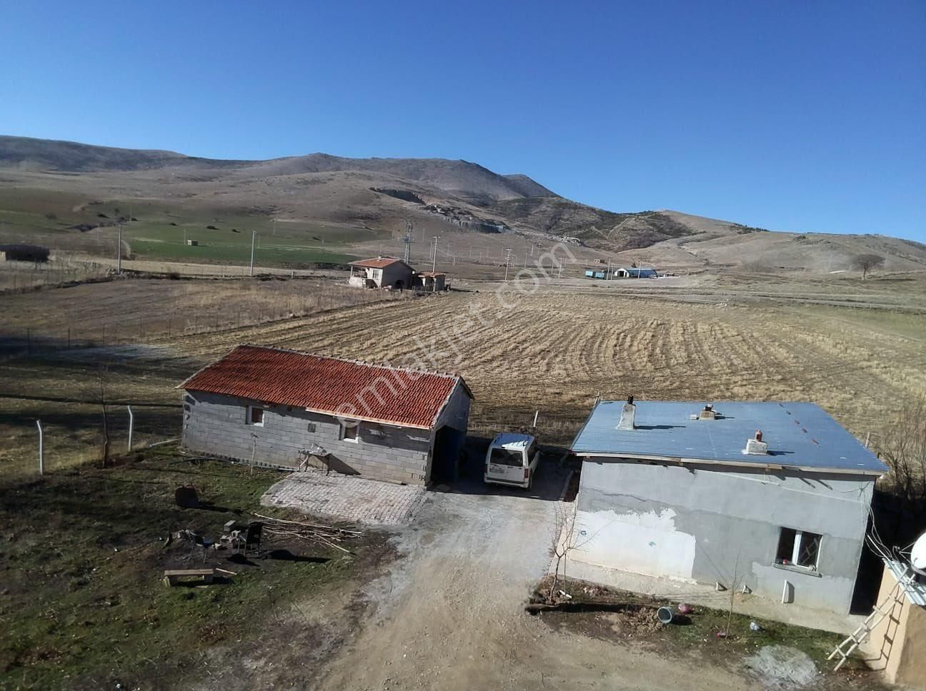Selçuklu Sızma Da Yatırımlık Çardak Ve Ev
