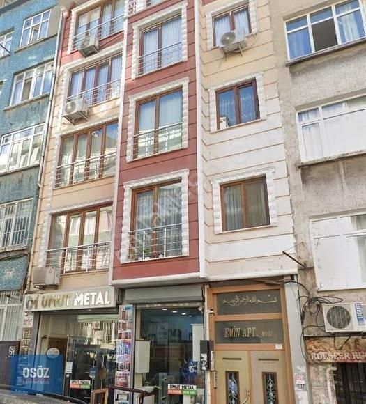 Fatih Akşemsettin Mah. Merkezi Konumda Yapılı 2+1 Satılık Daire