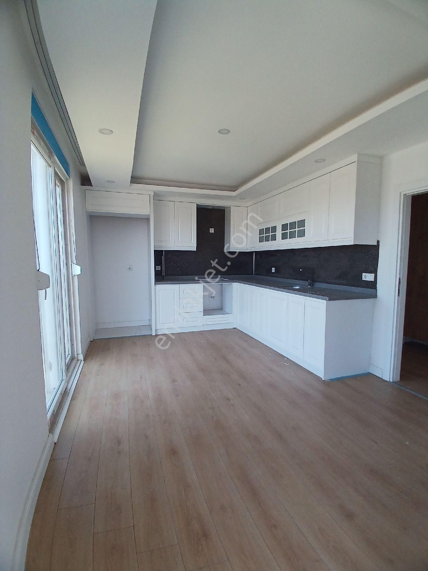Manavgat İnsan Hastanesi Arka Tarafında Satılık Dev Dubleks 4+1 Havuzlu Daire