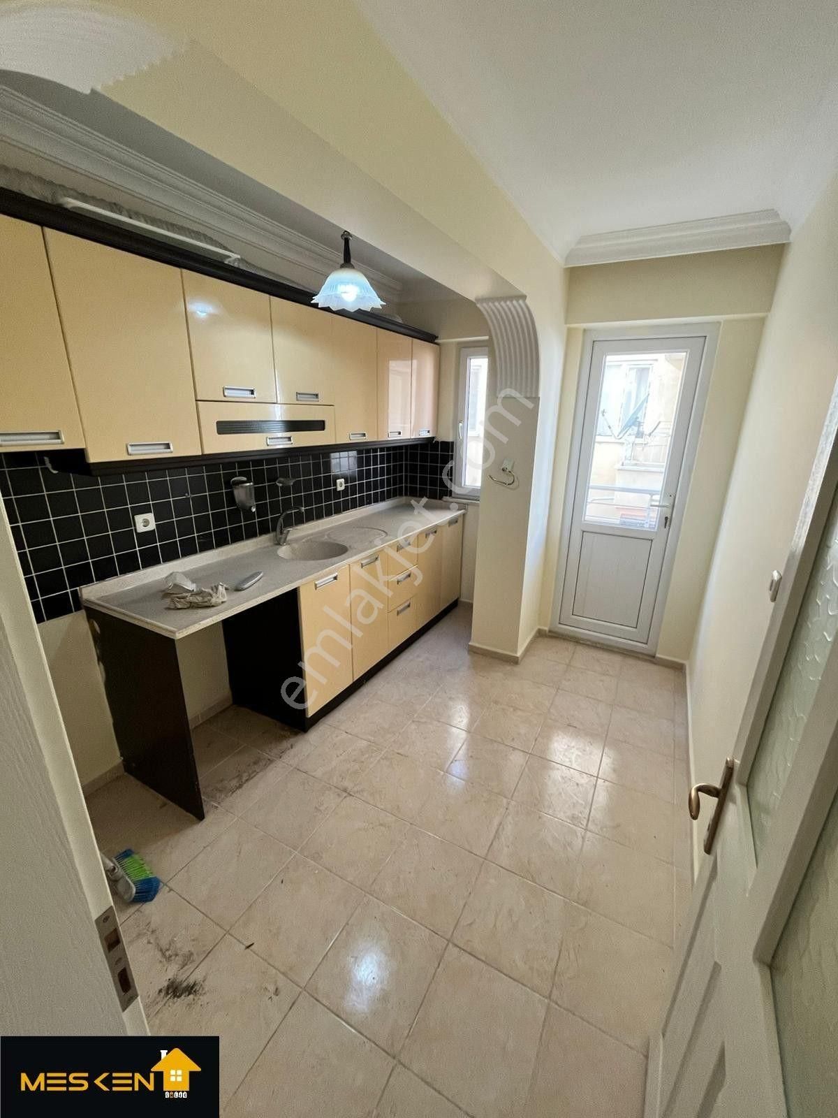 Didim Efeler'de Merkezi Konum 2+1 Ayrı Mutfak Daire