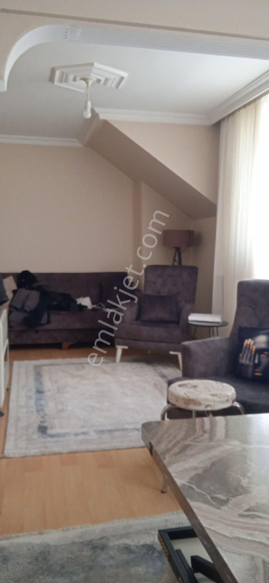 Bayrampaşa Yıldırım Şehit Cahit Bayraktar Sokakda Satılık 3+1 Bodrum Daire - Görsel 5