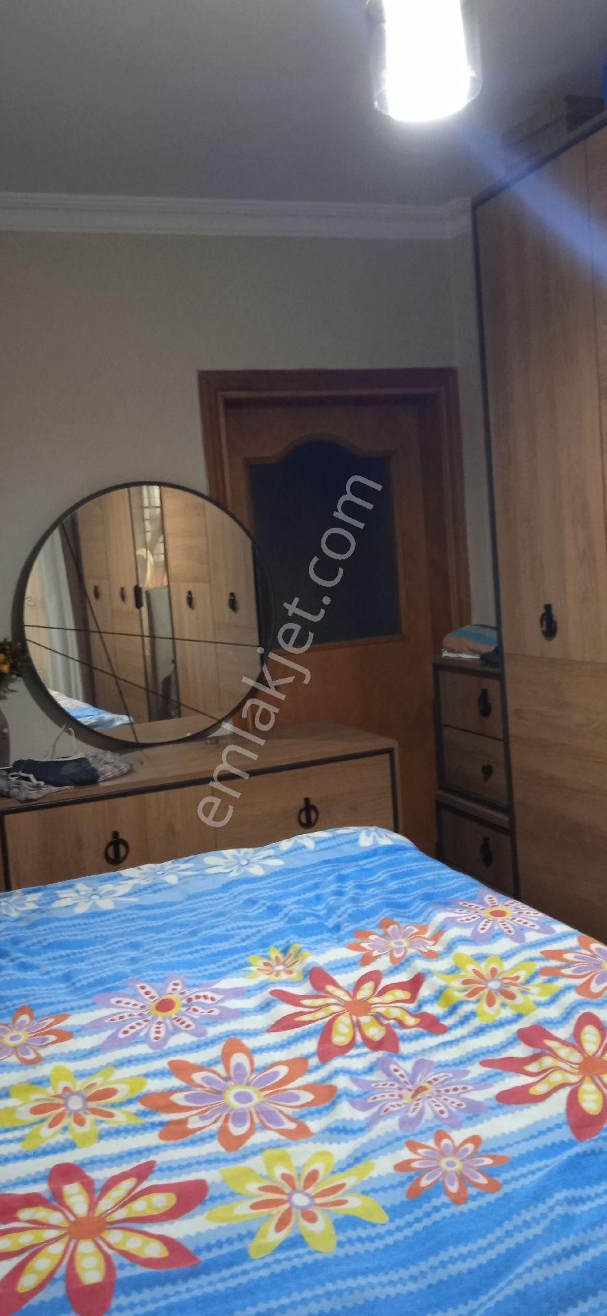 Bayrampaşa Yıldırım Şehit Cahit Bayraktar Sokakda Satılık 3+1 Bodrum Daire - Görsel 13