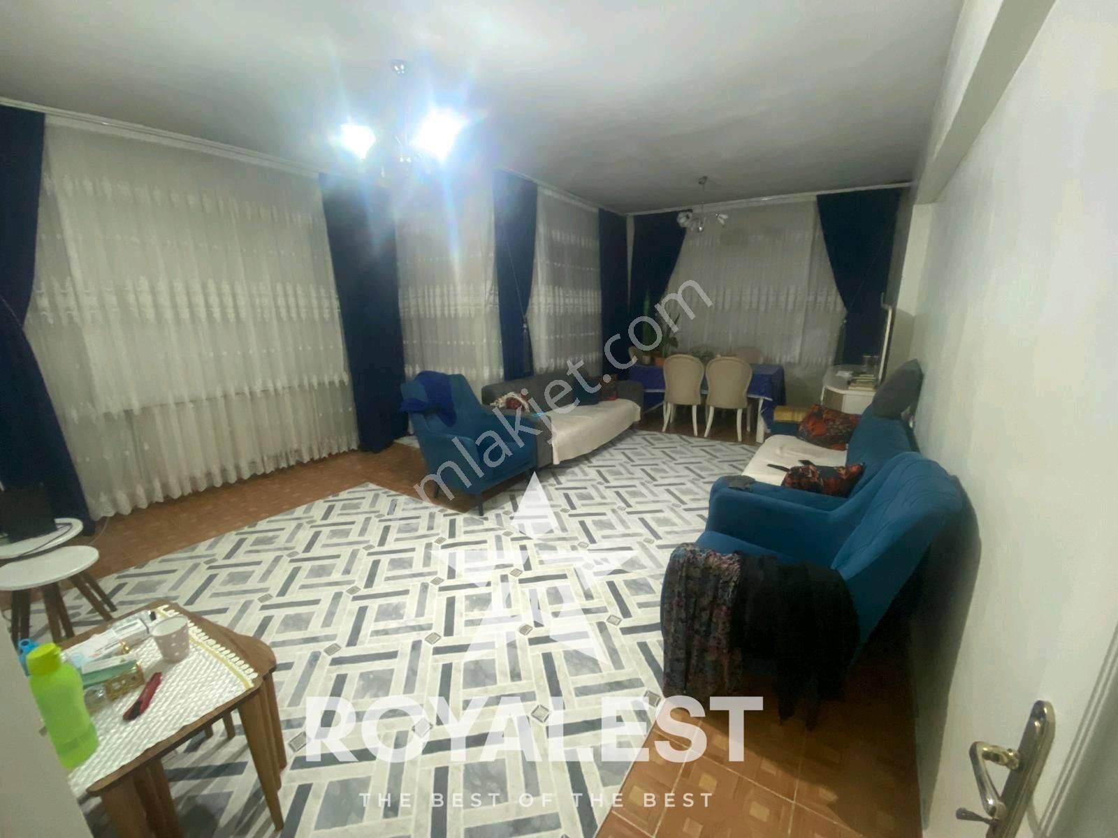 Royalest'ten Belkız'da Bakımlı Geniş Ferah Daire