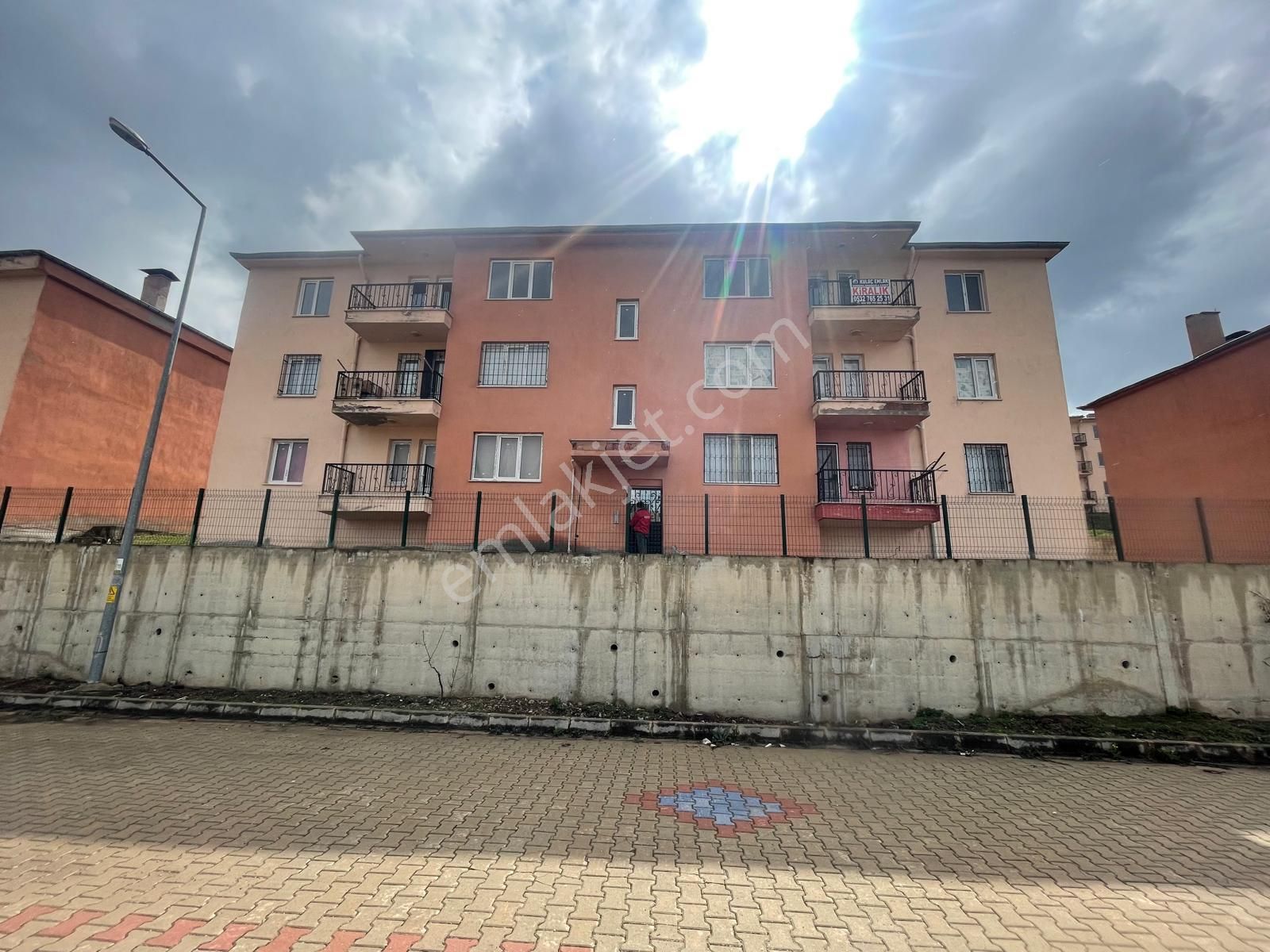 Kulaç Emlaktan Kiralık Daire 2+1 90m2