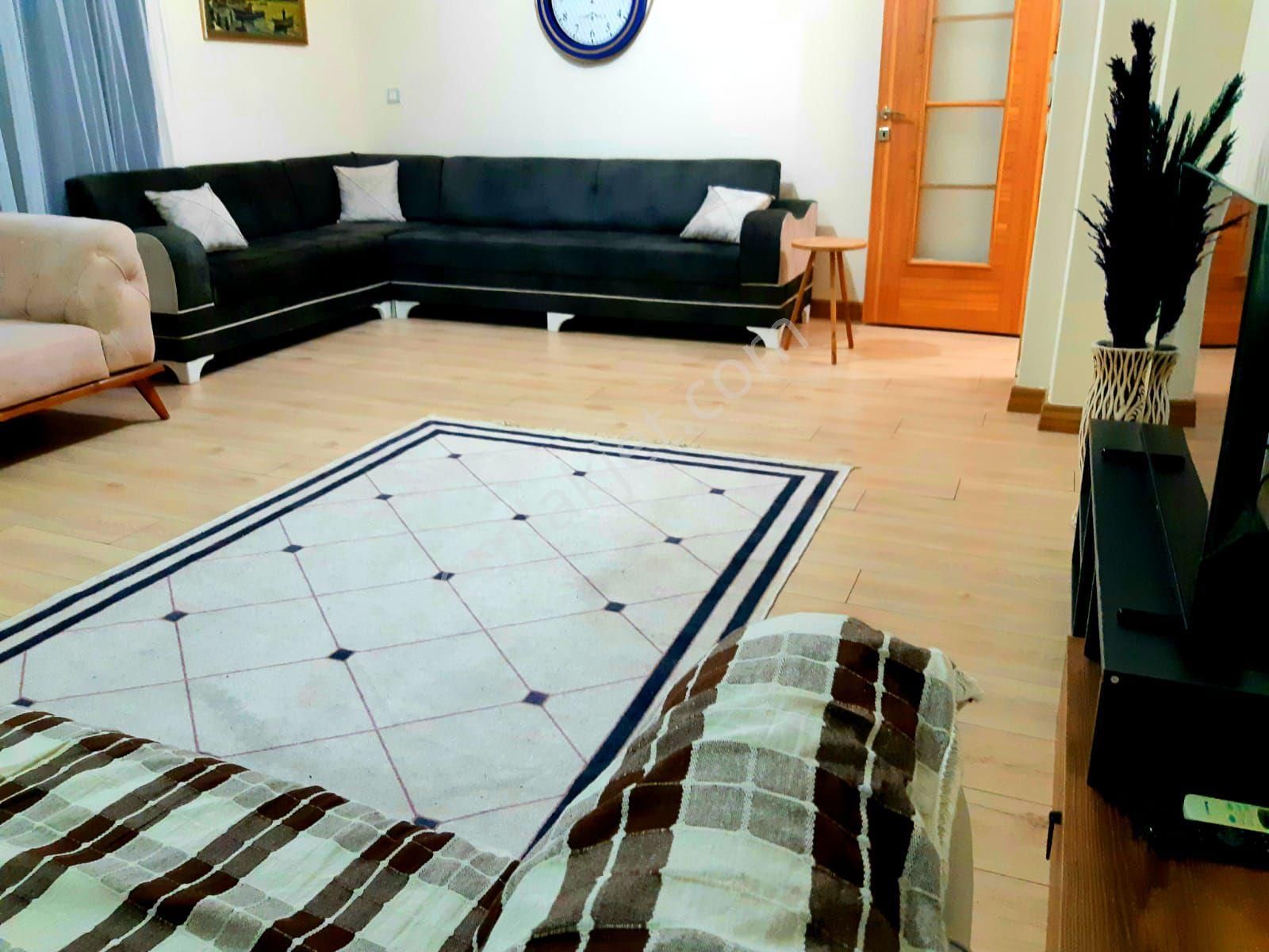 Yılmaz Gayrimenkul'den Fırat Mahallesi Kiralık 3+1 Eşyalı Daire