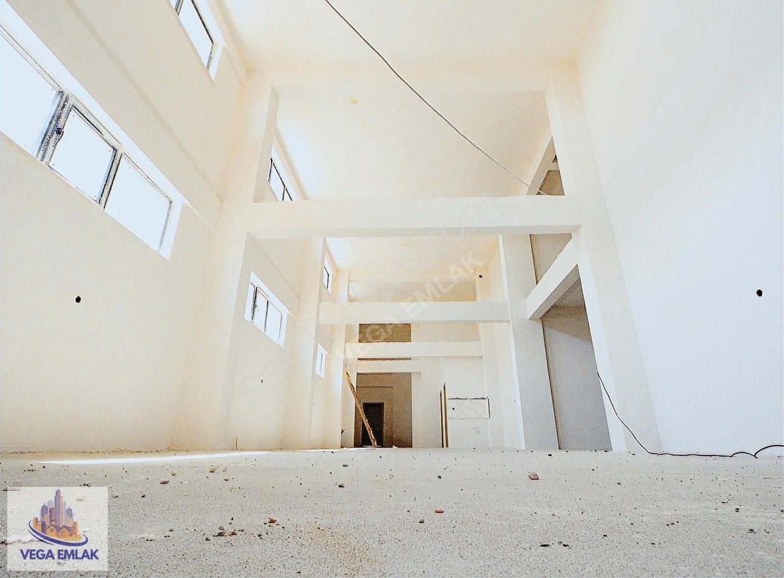 Vega Emlaktan Ana Caddede Bulvara Cephe 800 M2 Boş Dükkan - Görsel 5