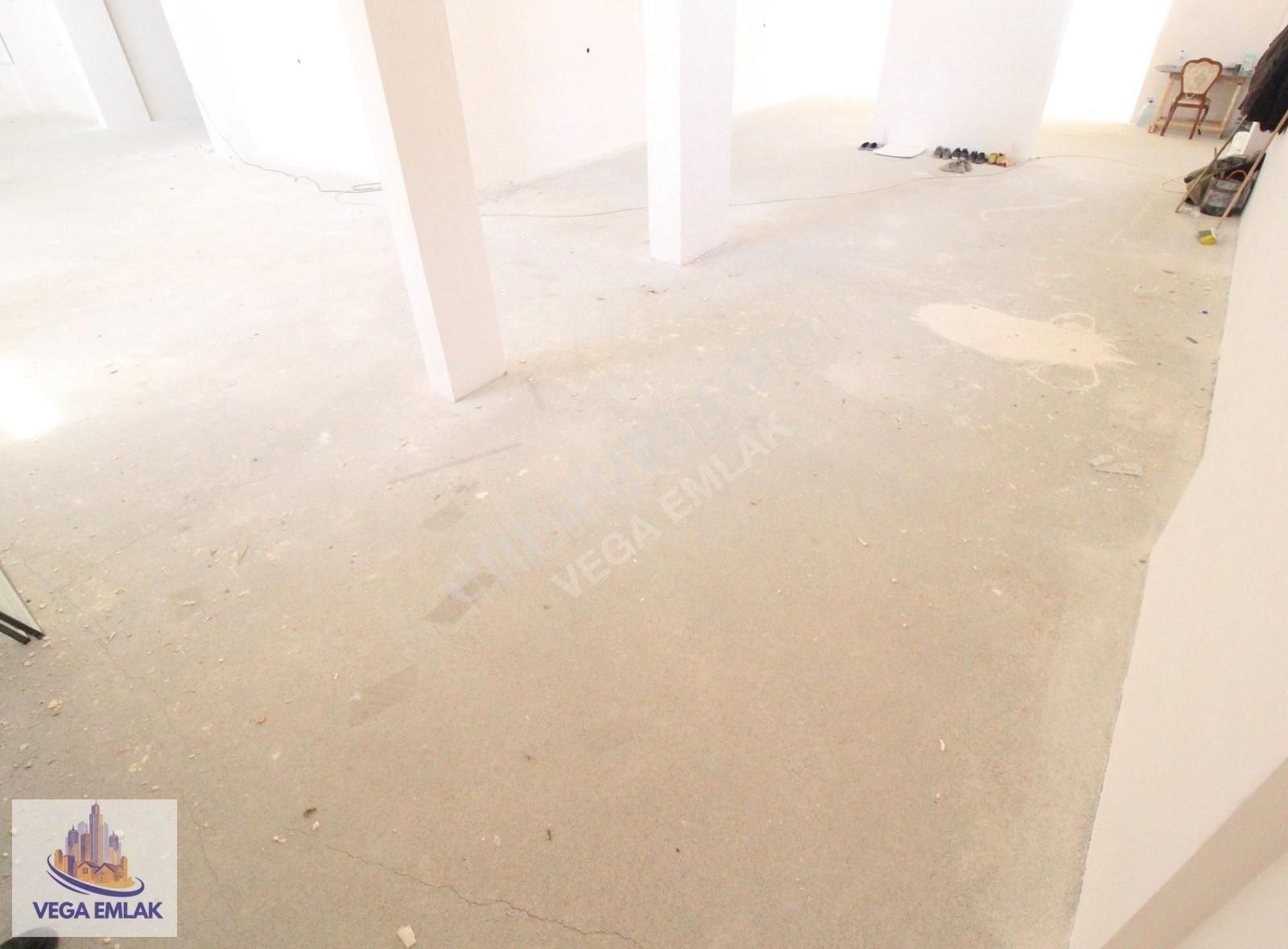 Vega Emlaktan Ana Caddede Bulvara Cephe 800 M2 Boş Dükkan - Görsel 32
