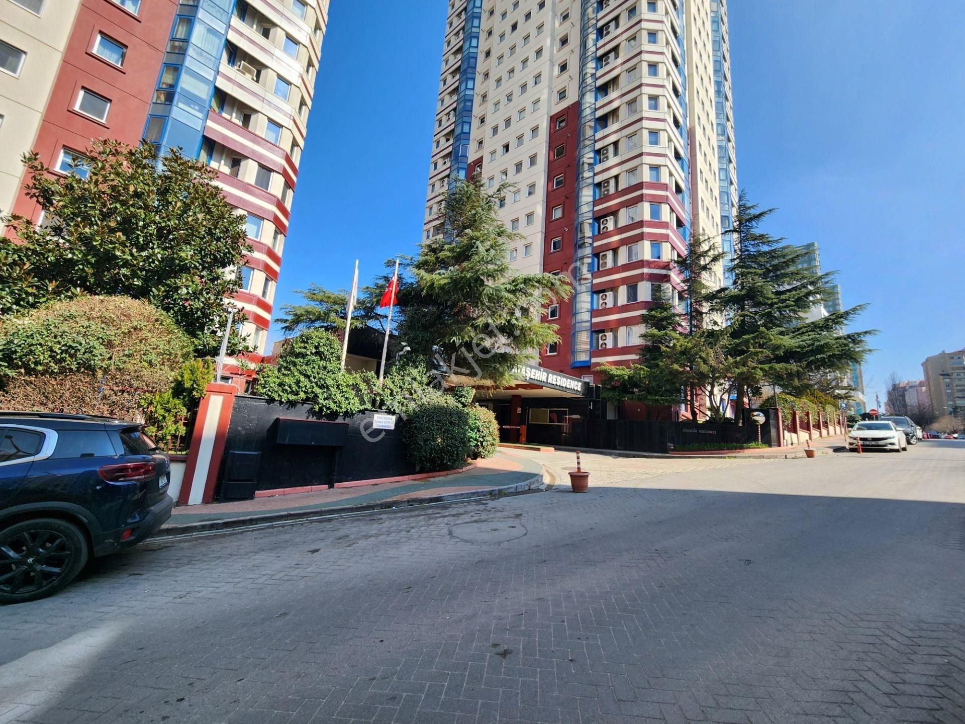 Ataşehir Residence Zirvesinde Deniz&adalar Manzaralı Kiralık 4+1 - Görsel 31