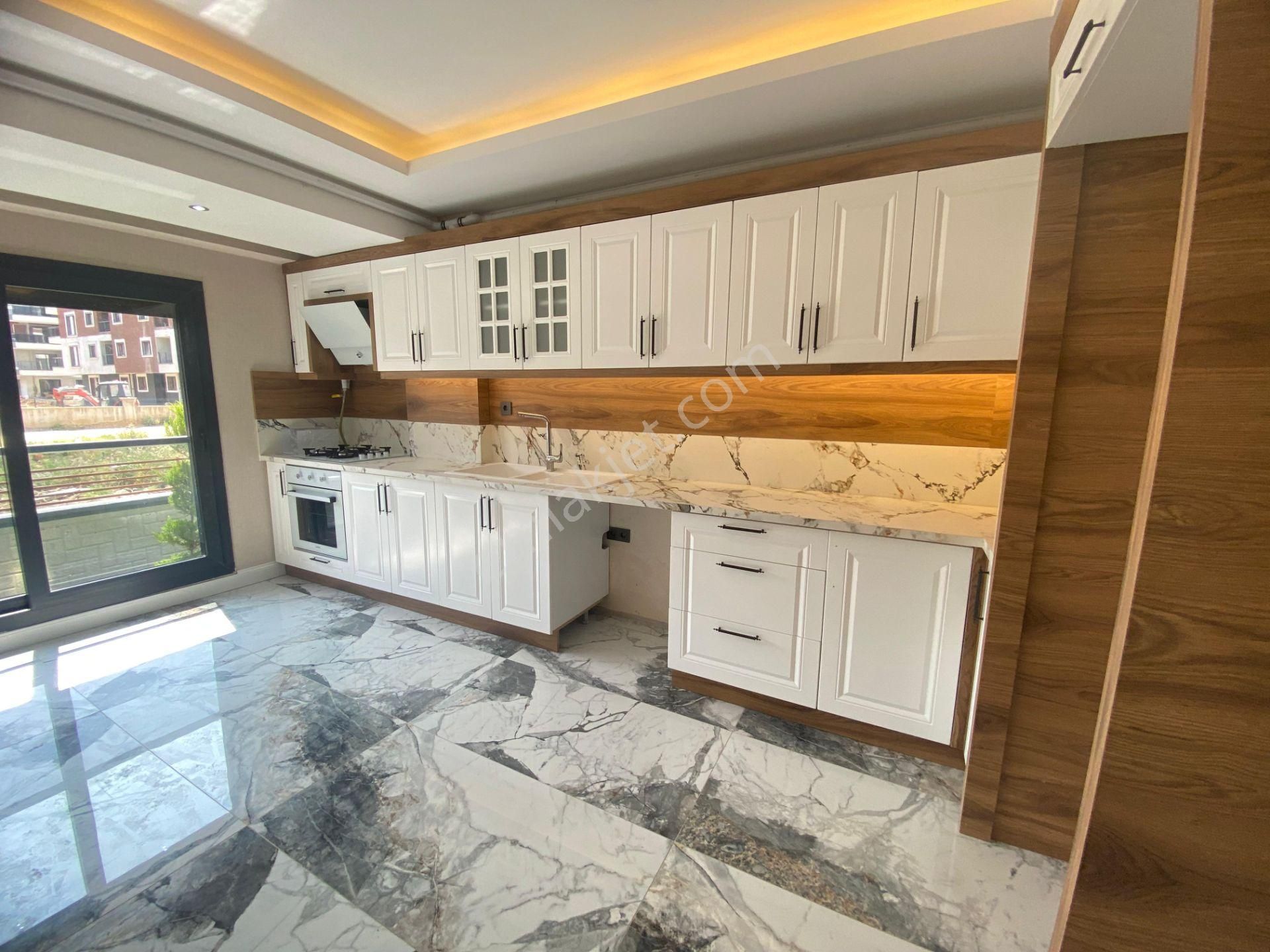 Torbalı Mah Emsalsiz İşçilik Ultra Lüx Satılık 3+1