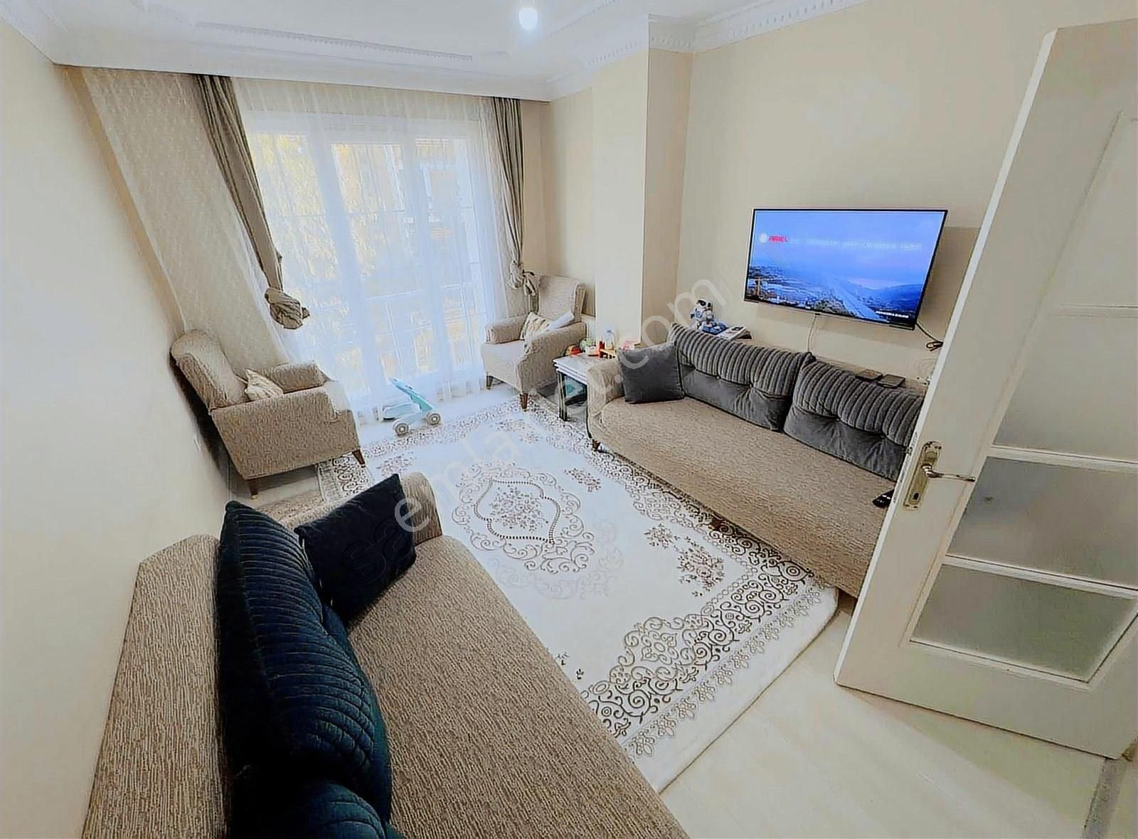 Satılık 2+1 85m'2 Güney Cephe Masrafsız Metro Ya Yürüme Mesafesi