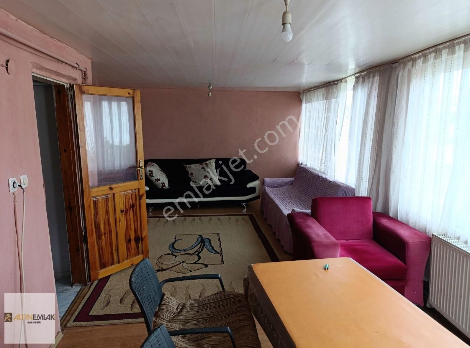 Gaziosmanpaşa Mahallesi İzmir Yolunda 2+1 Eşyalı Kiralık Daire