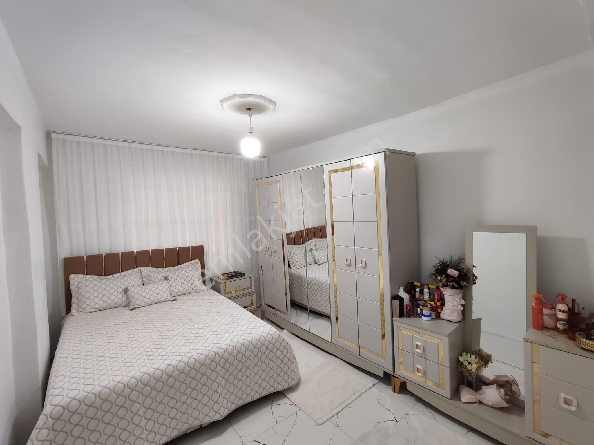 Bağlarda Bakımlı Acil Satılık 3+1 Daire'