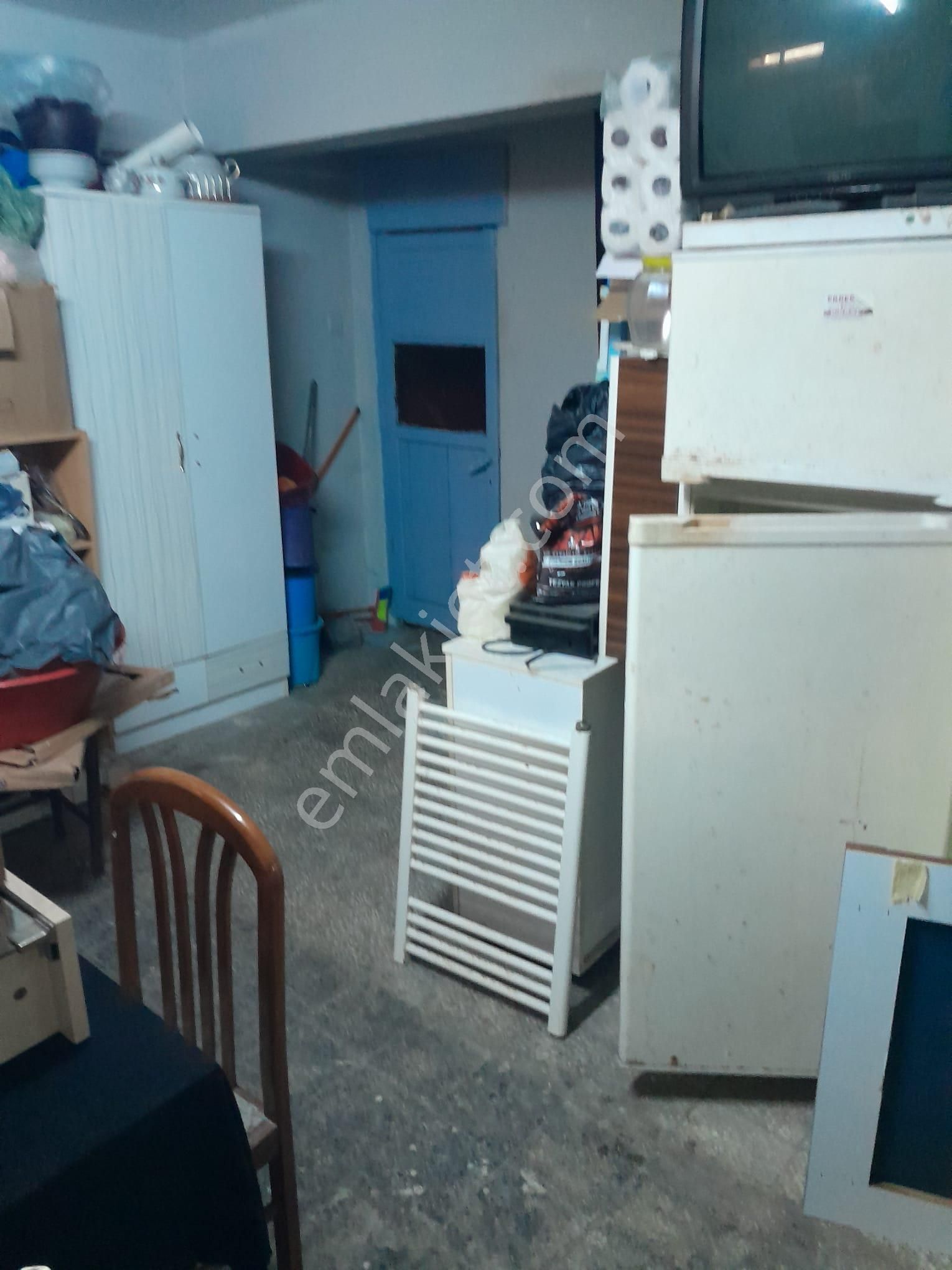 Caddeye Yakın Depolu İskanlı Yatırımlık İşyeri-dükkan - Görsel 10