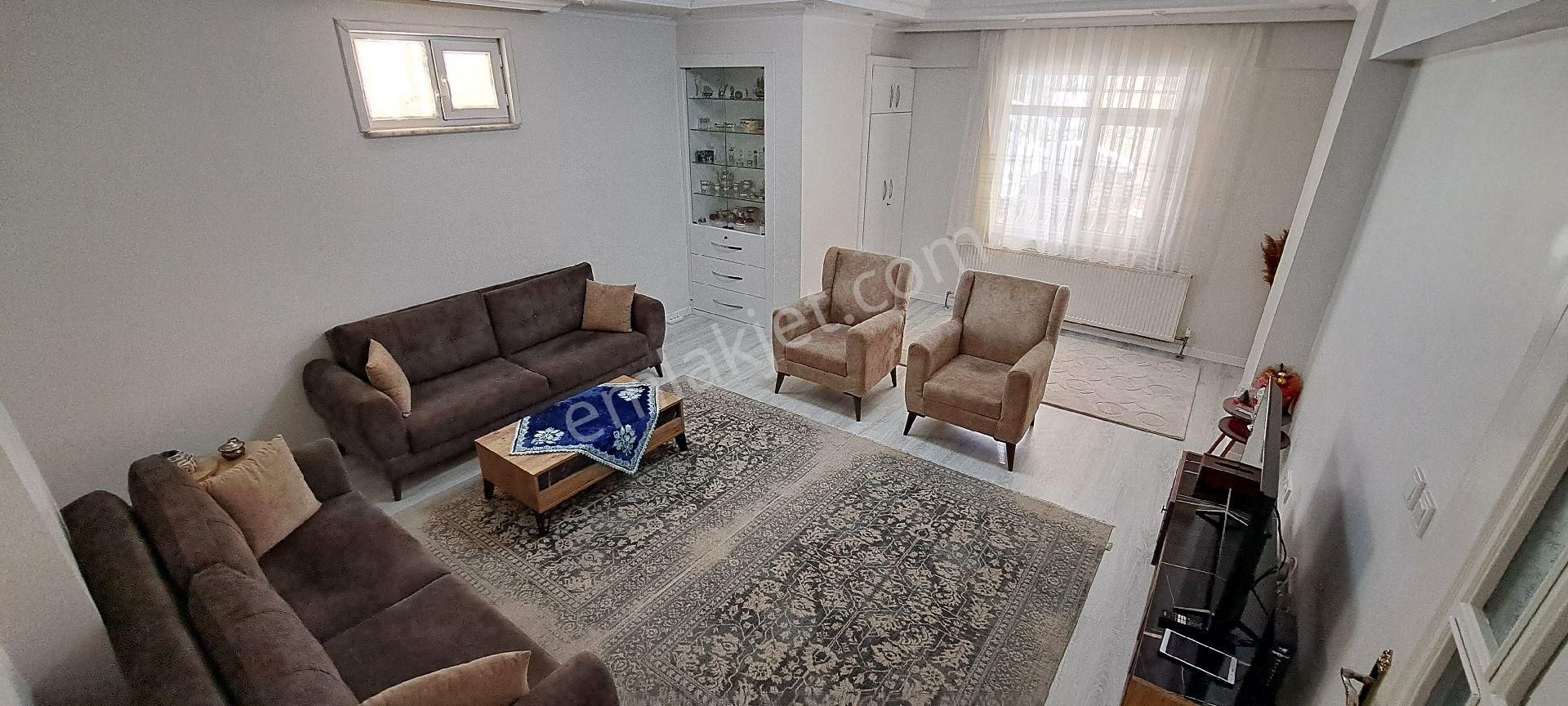 Fındıklı’da Geniş Ve Temiz 3+1 Daire