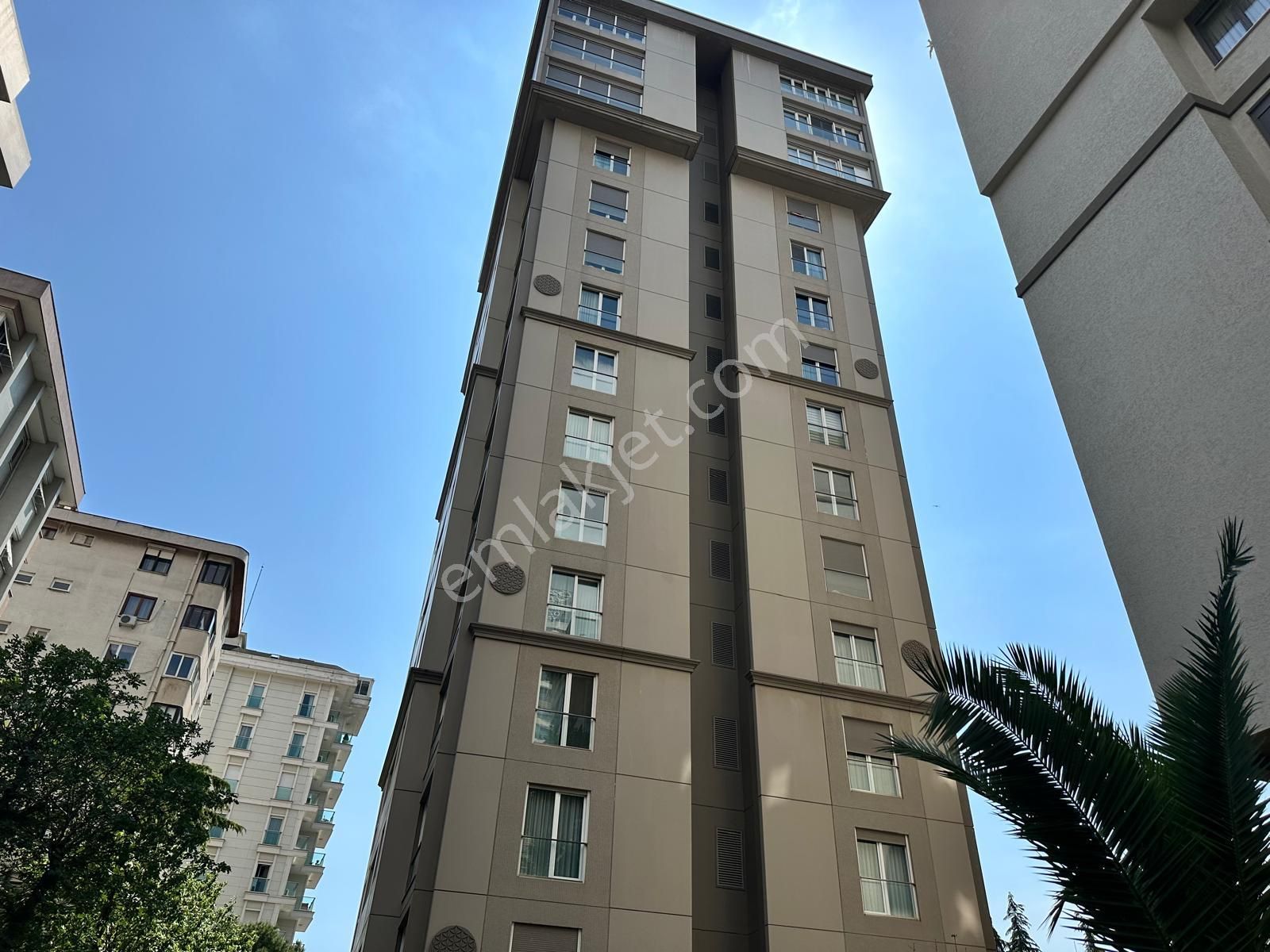 Caddebostan Bağdata 2.paralel Balkonlu Yeni Binada E.banyolu