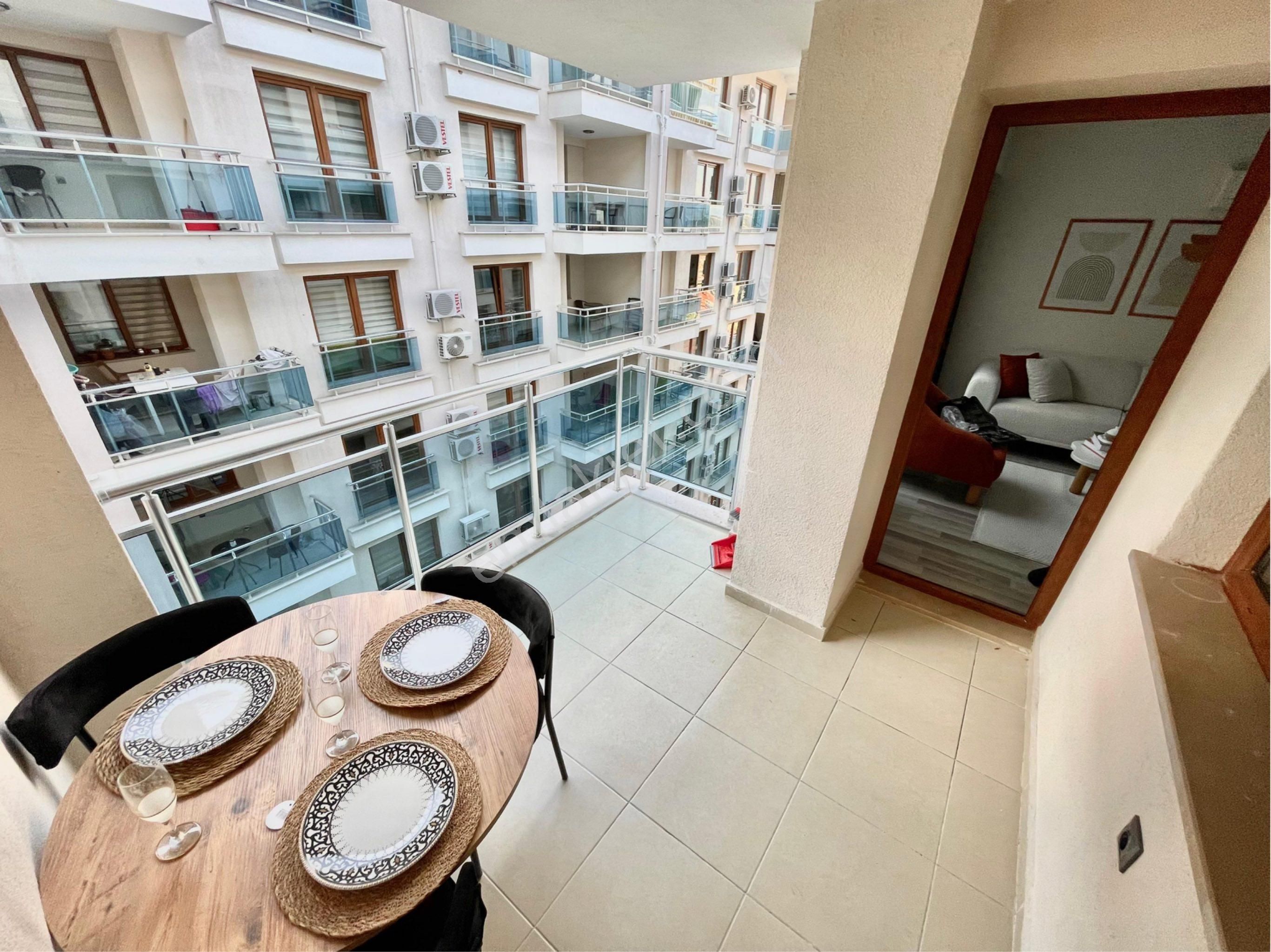 Üniversite Yakını Satılık Havyzlu Apart