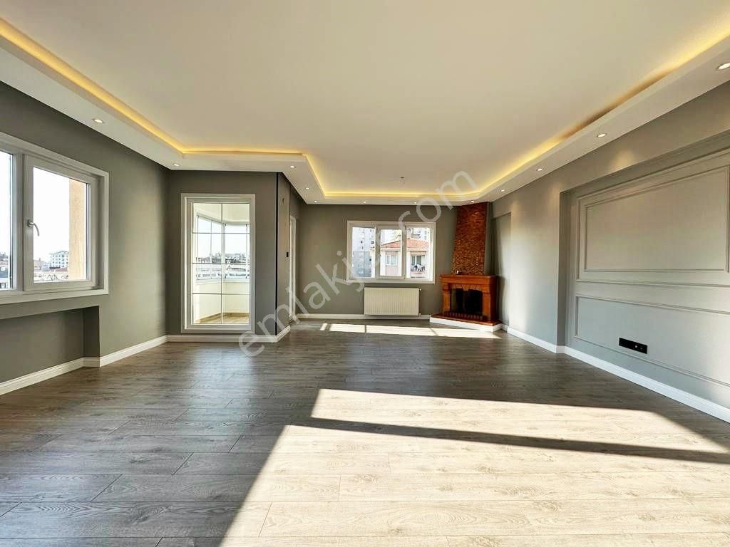 Kadıköy Bostancı Merkezde 4+1 Satılık Daire Troykadan