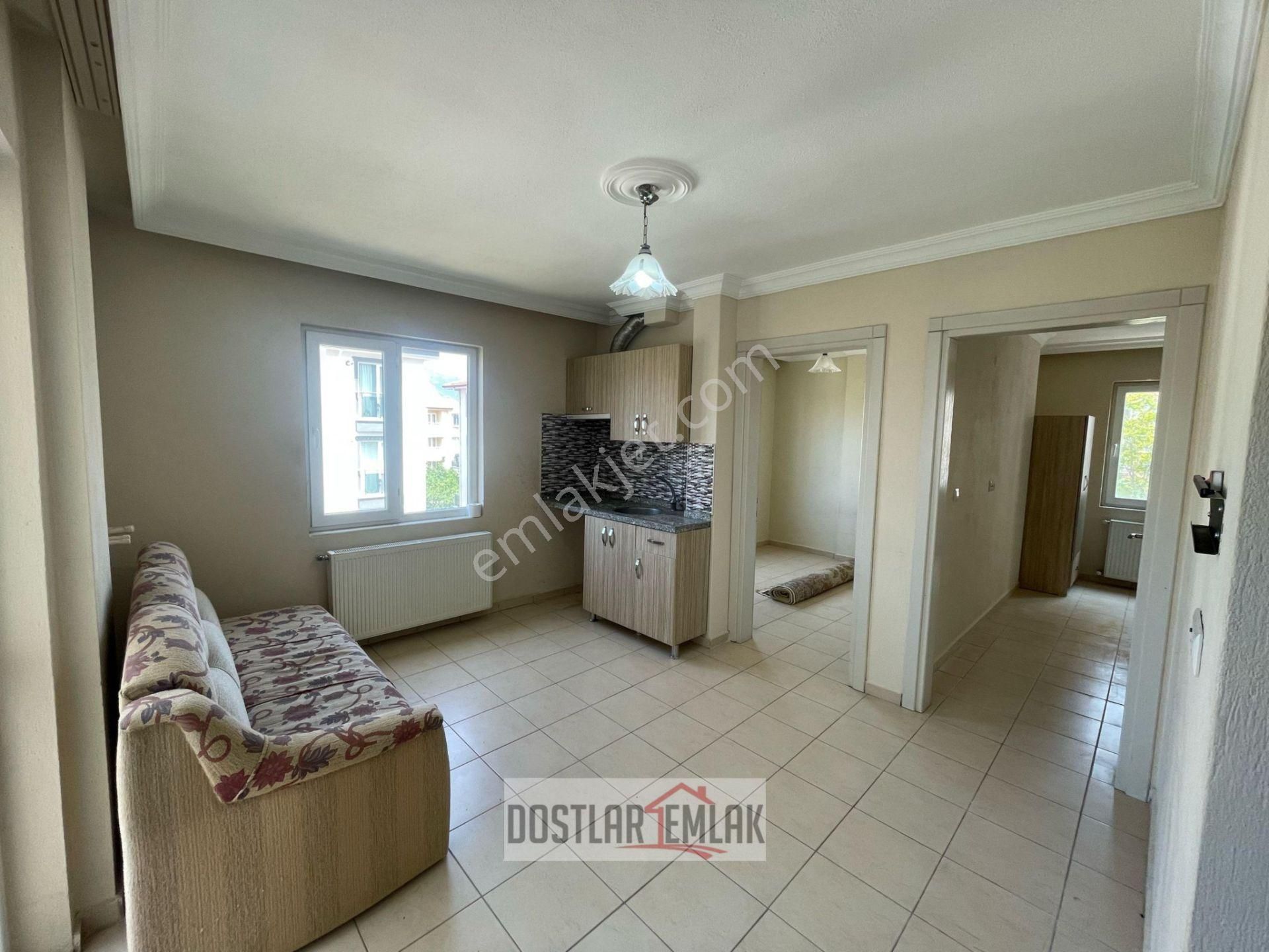 Dostlar Emlaktan C Kapıya Yakın Kiralık Daire
