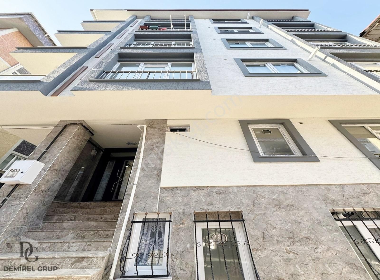 Metrobüse Yakın Güzelyurt Mahallesi Sıfır 1+1 Bahçeli Daire !!!