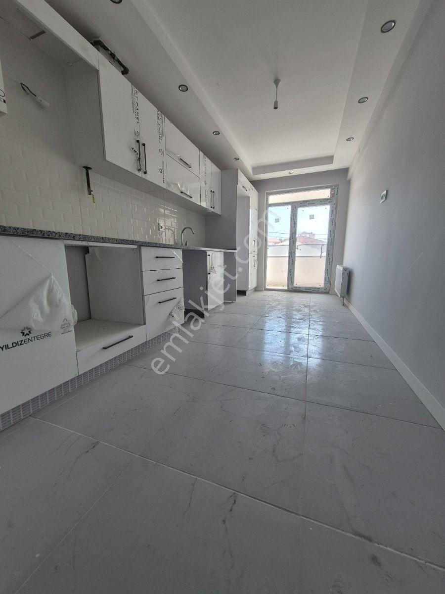 Zafer Mah. Derman Caddesi Yakını 3+1 Daire/ Sho-12
