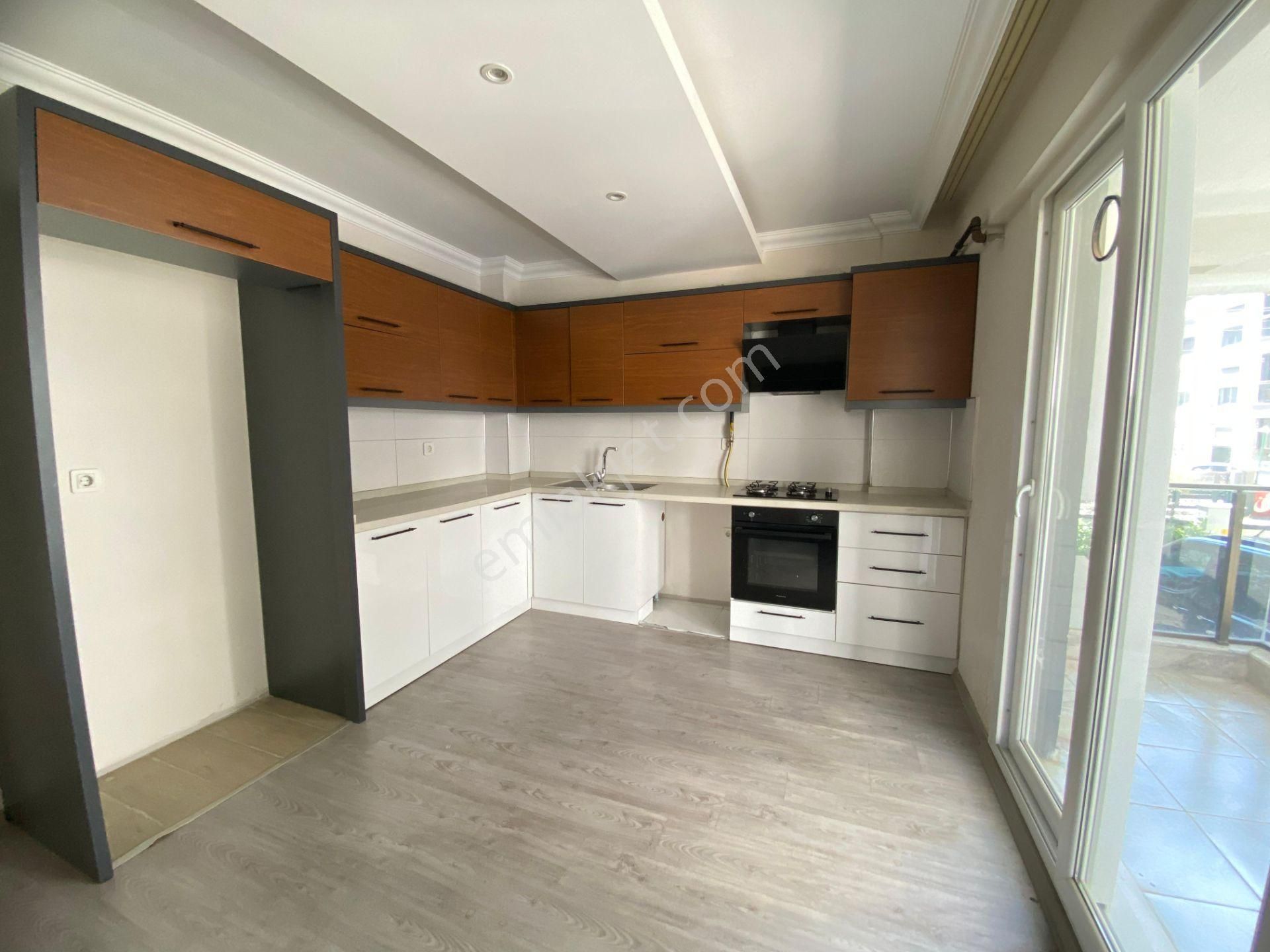 Bahçivan Sitesinde 3+1 Torbalı Mahllesi'nde 135m2
