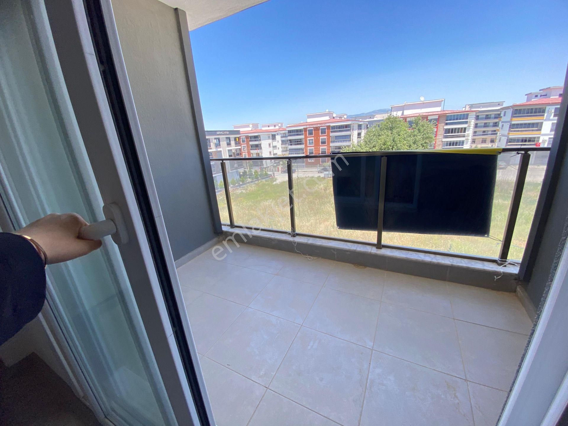 Mimozadan Bahçivan Sitesinde 3+1 150 M2 - Görsel 5