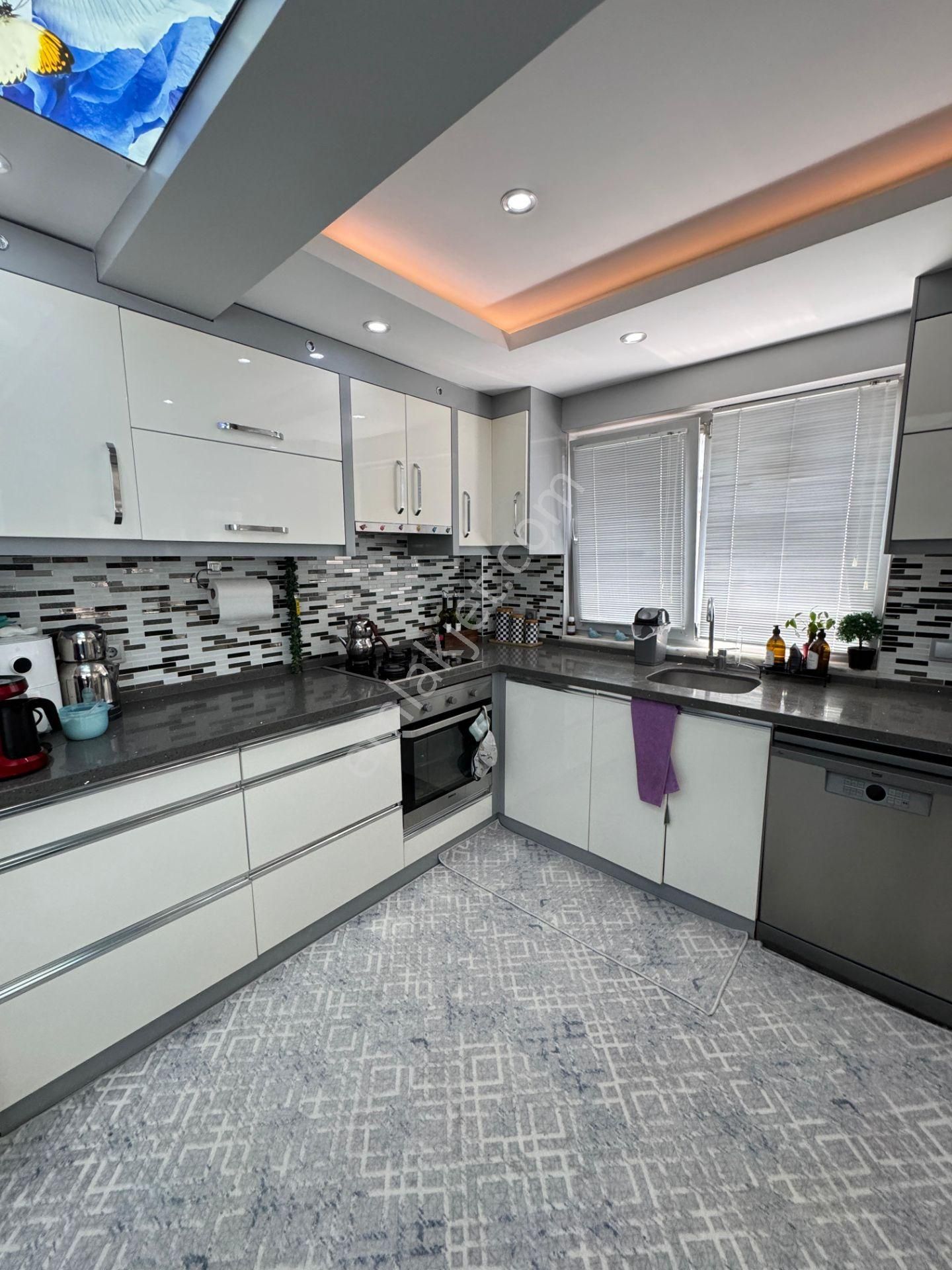 Bağbaşı Mah. 2+1 Arakat Açık Otoparklı Full Kredi İmkanlı Daire