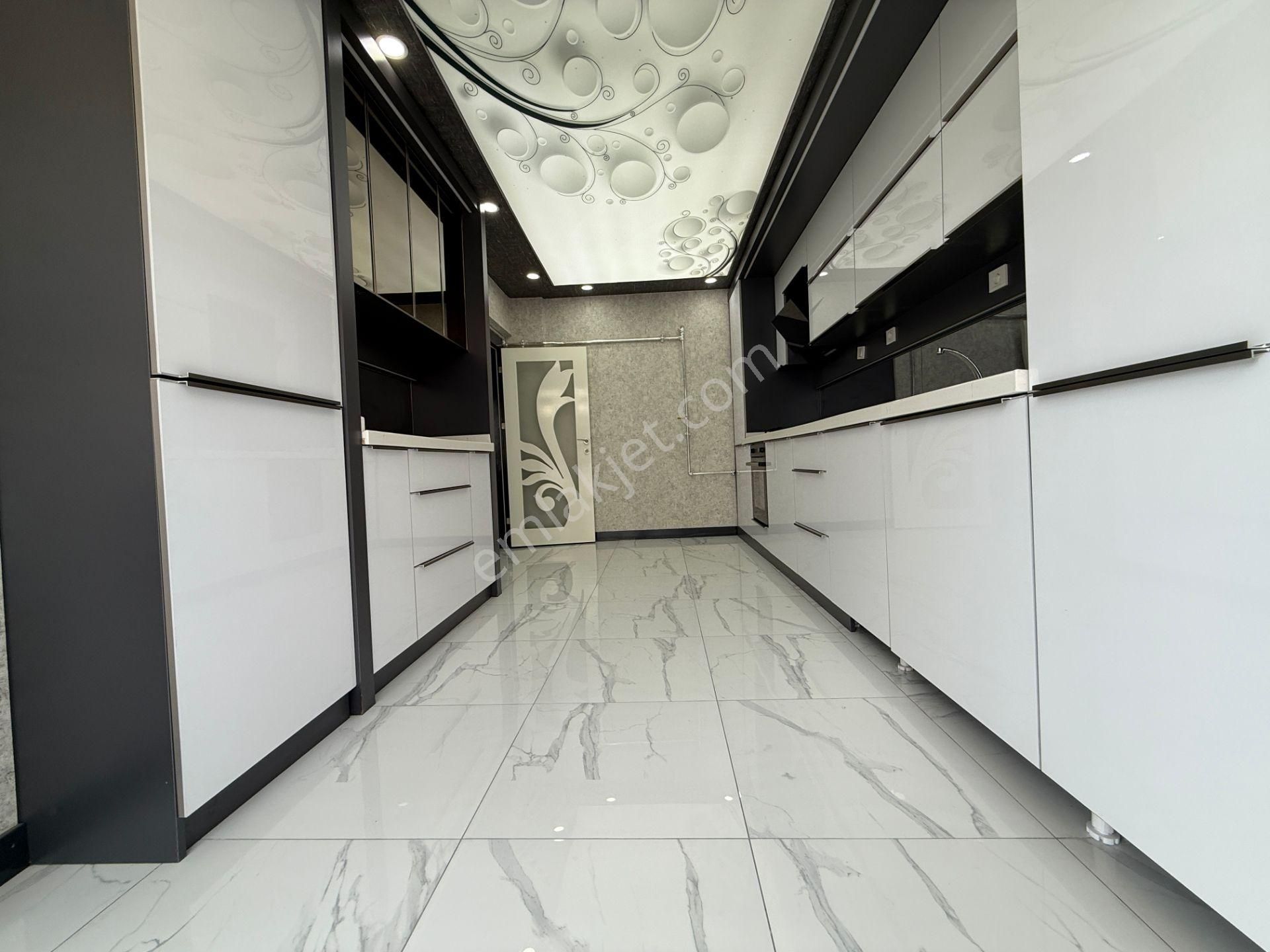 Sincan Plevne Mah 120m2 3.arakat Ful Yapılı Bosna Caddesınde 3+1
