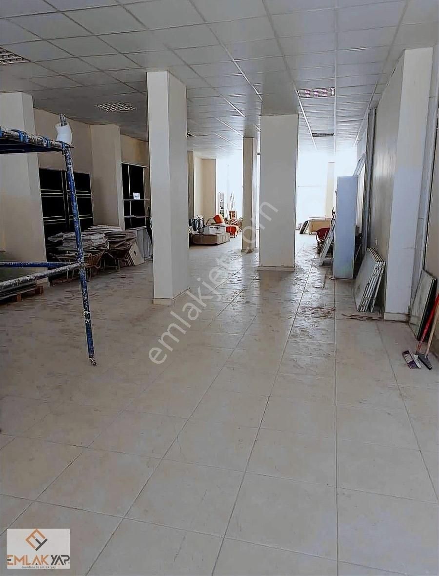 Emlakyap'tan Kosova Mah.kiralık 390 M2 Dükkan