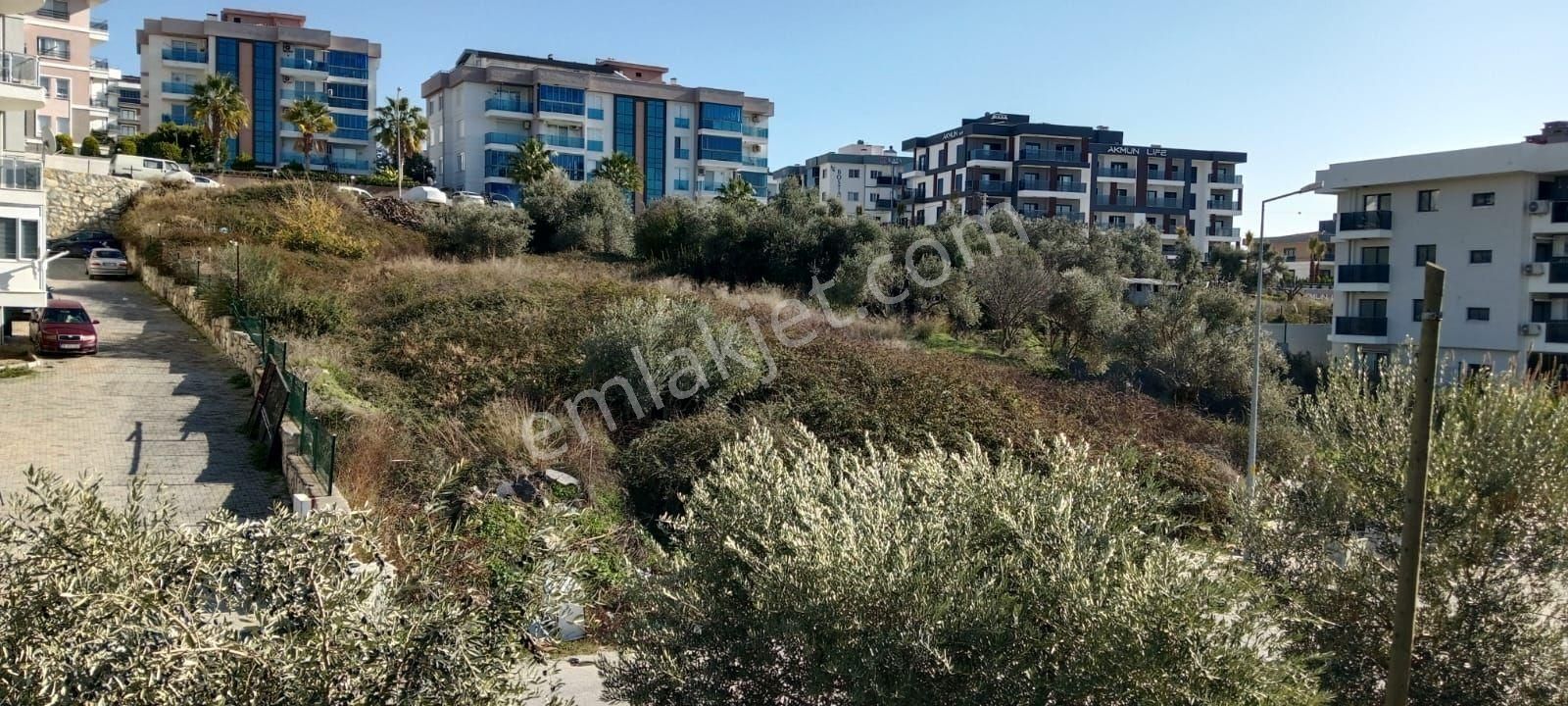 Kuşadası Ata Mahallesinde 3+1satılık Daire