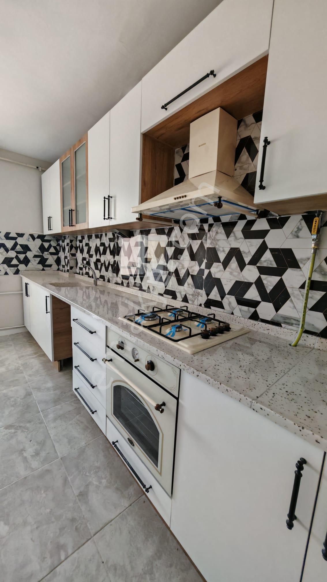 Sahibinden Vişnelik Millet Bahçesi Karşısı Yeni Tadilatlı 3+1