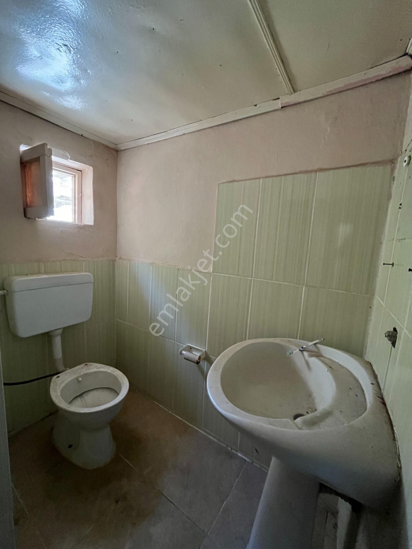 Gümüşpala Merkez'de Yatırımlık 200 M2 Satılık Müstakil Ev - Görsel 10