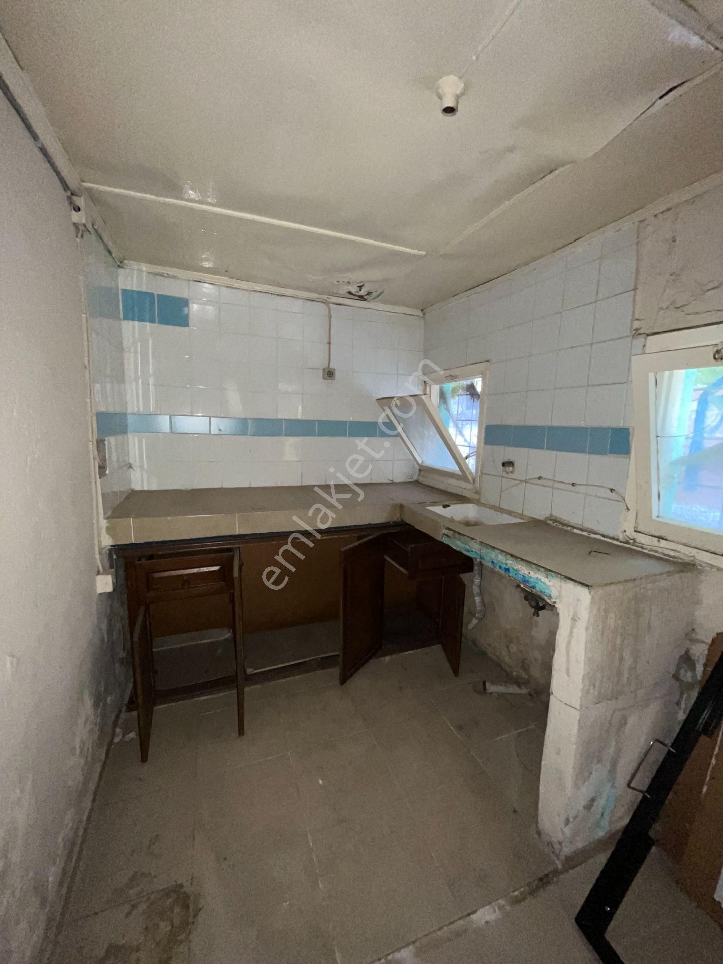 Gümüşpala Merkez'de Yatırımlık 200 M2 Satılık Müstakil Ev - Görsel 13